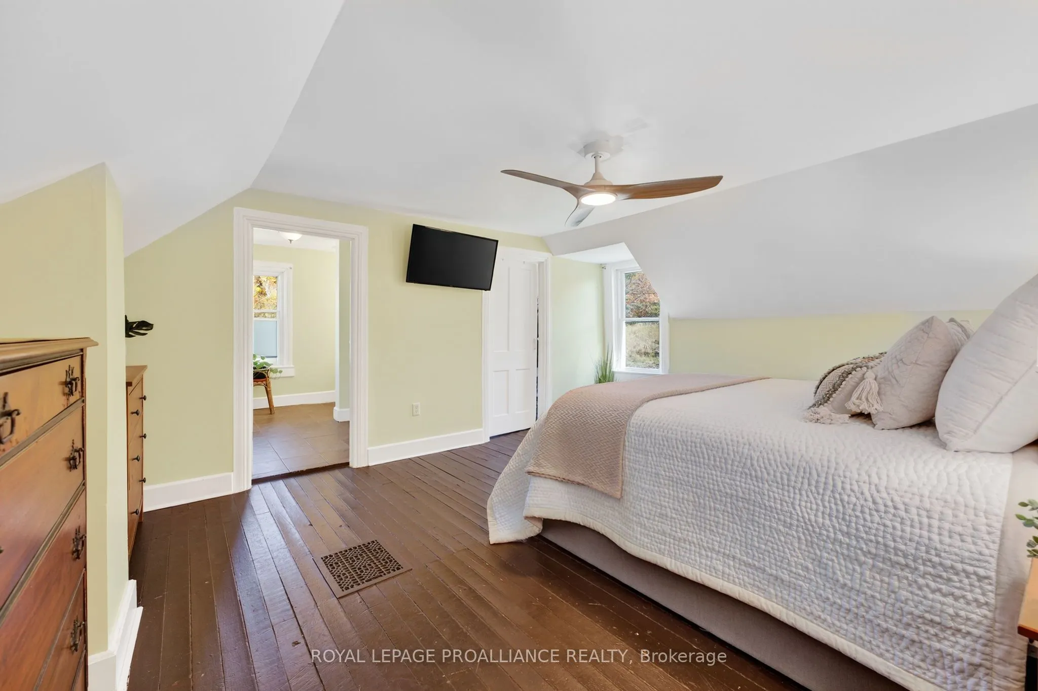 1103 Cronk Road