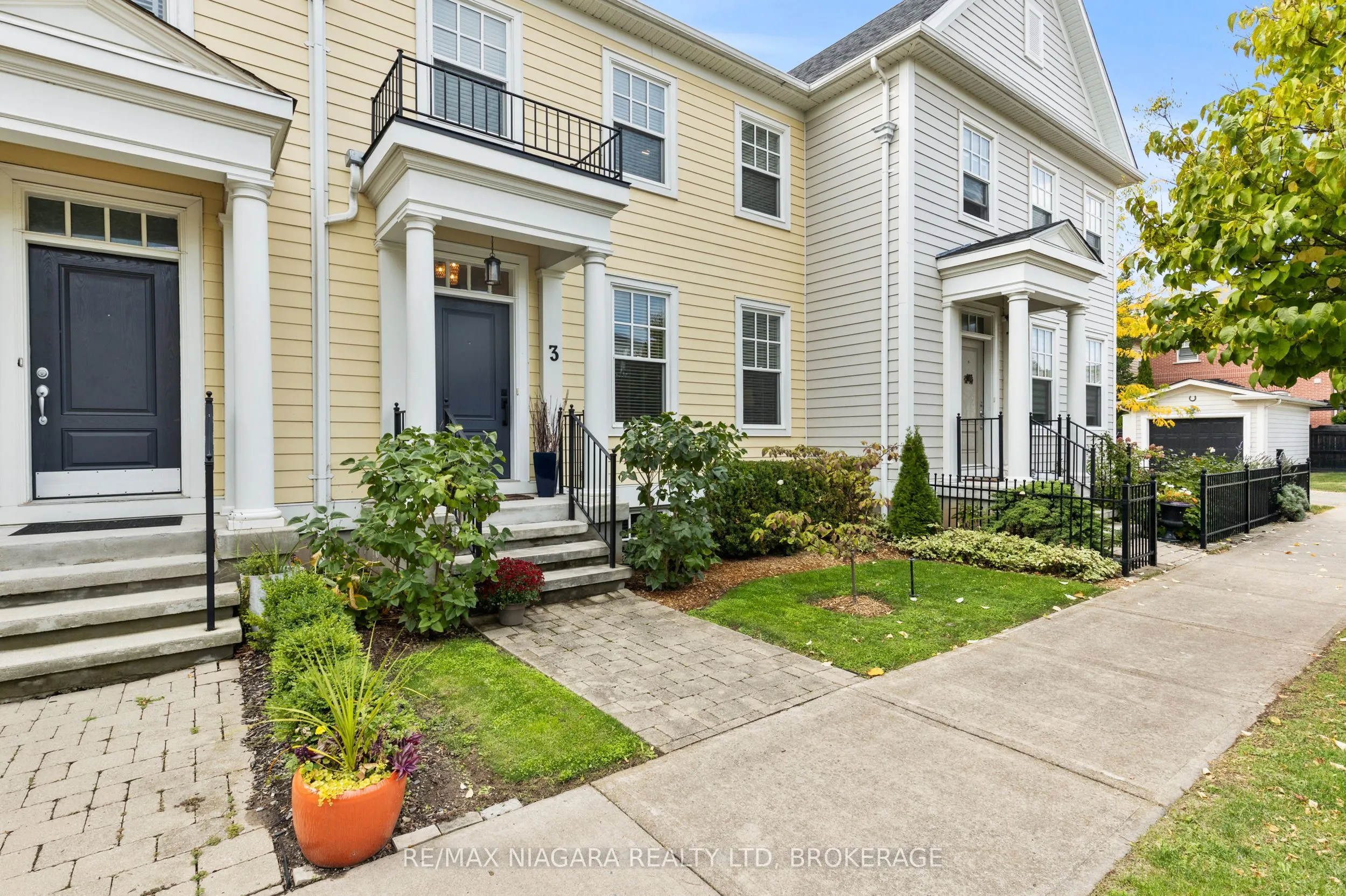 3 BLACKBIRD Street