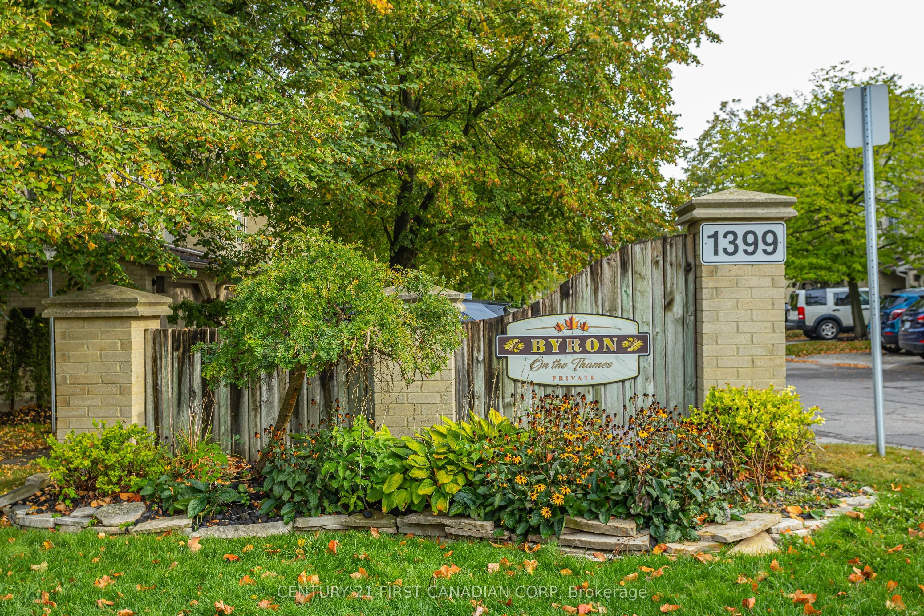 1399 Commissioners Road W, #30