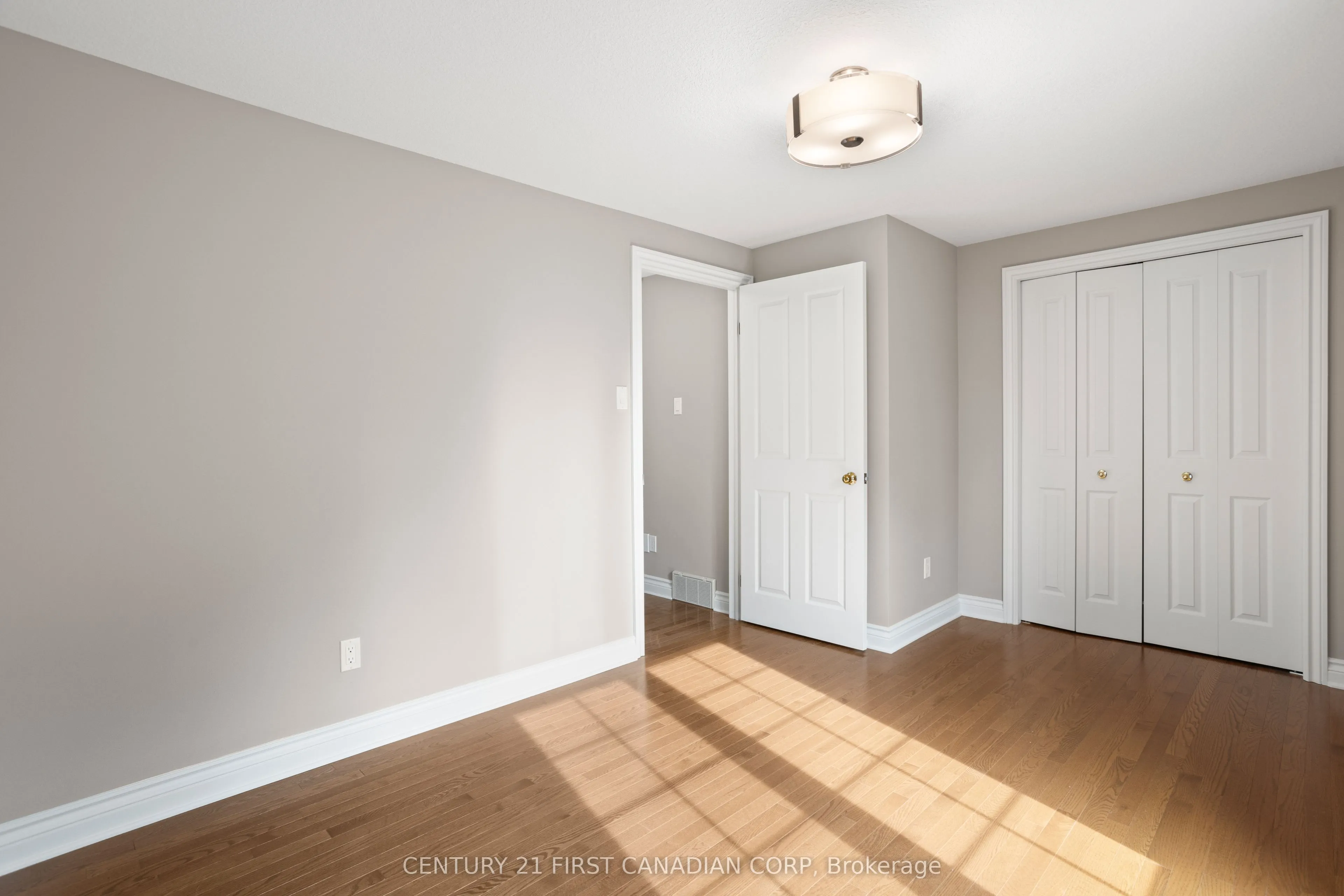 1399 Commissioners Road W, #30
