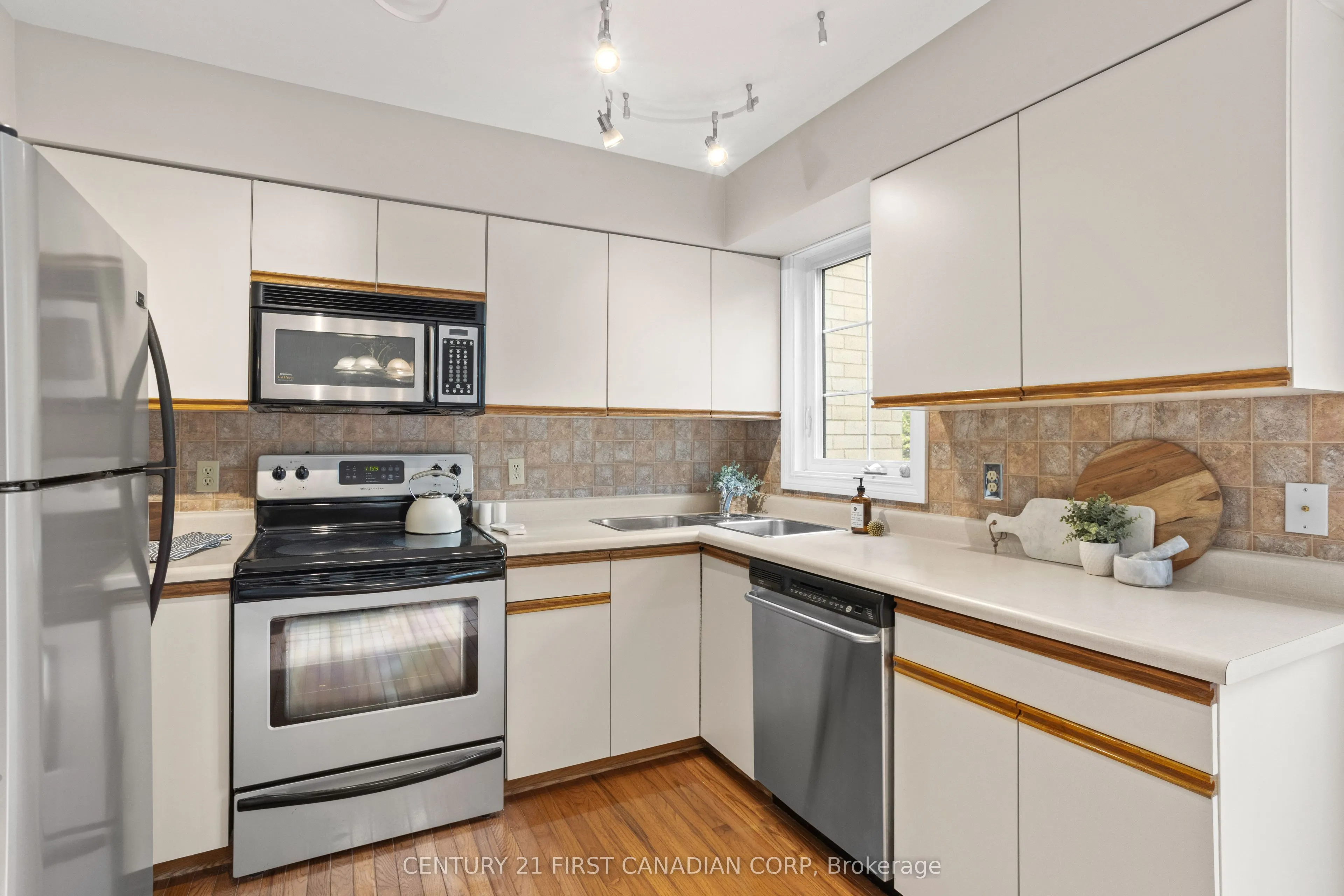 1399 Commissioners Road W, #30