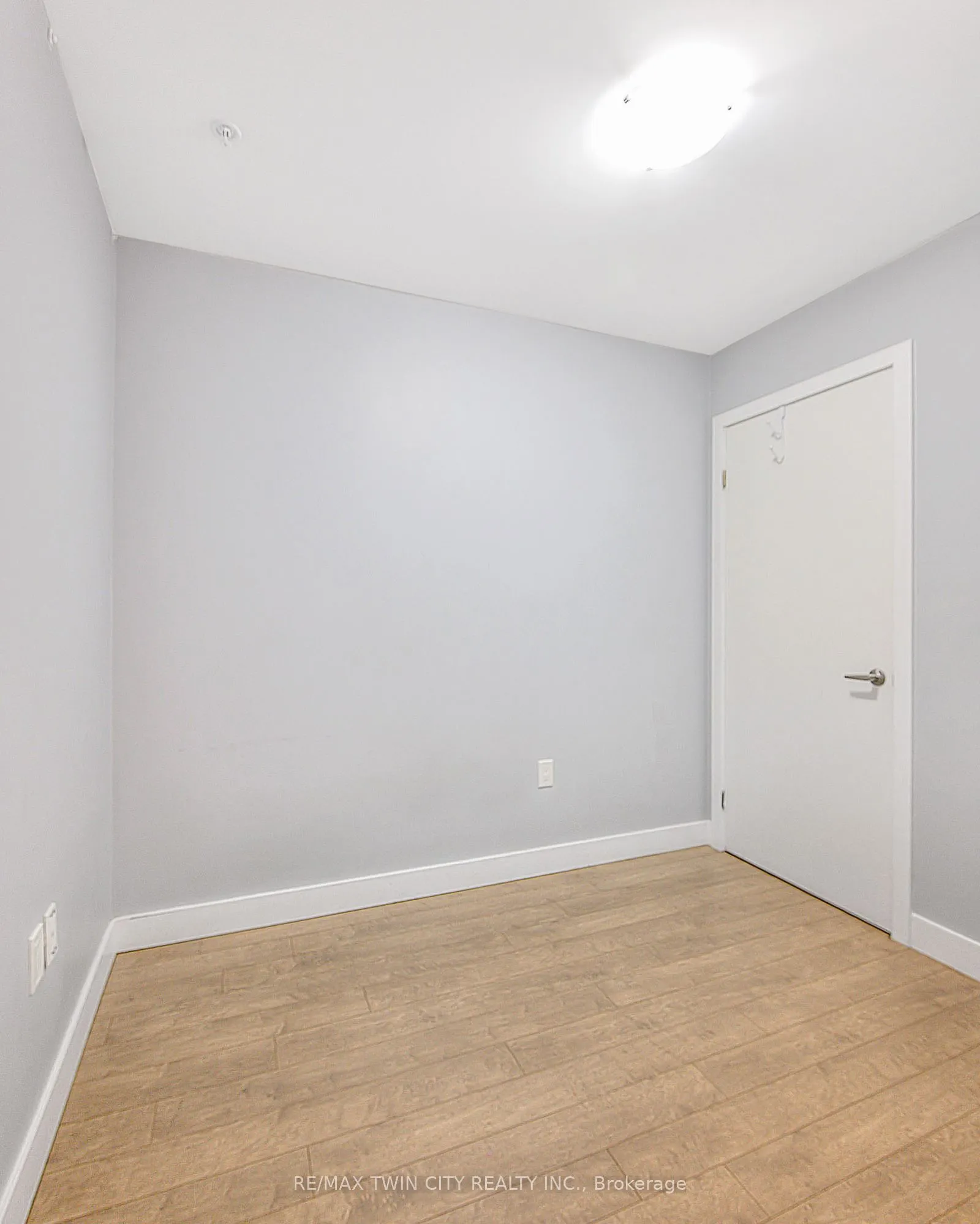 100 Garment Street, #1406