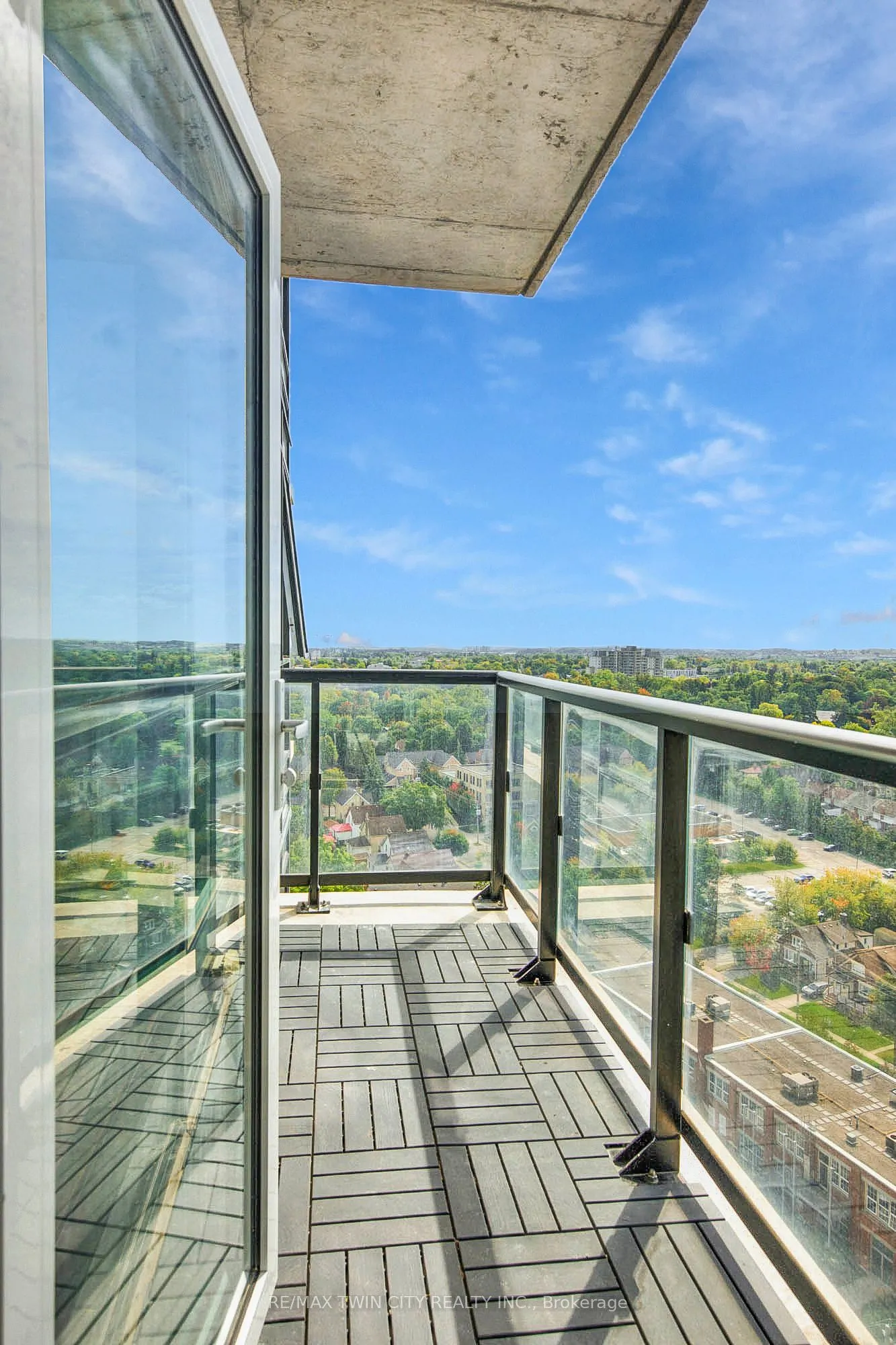 100 Garment Street, #1406