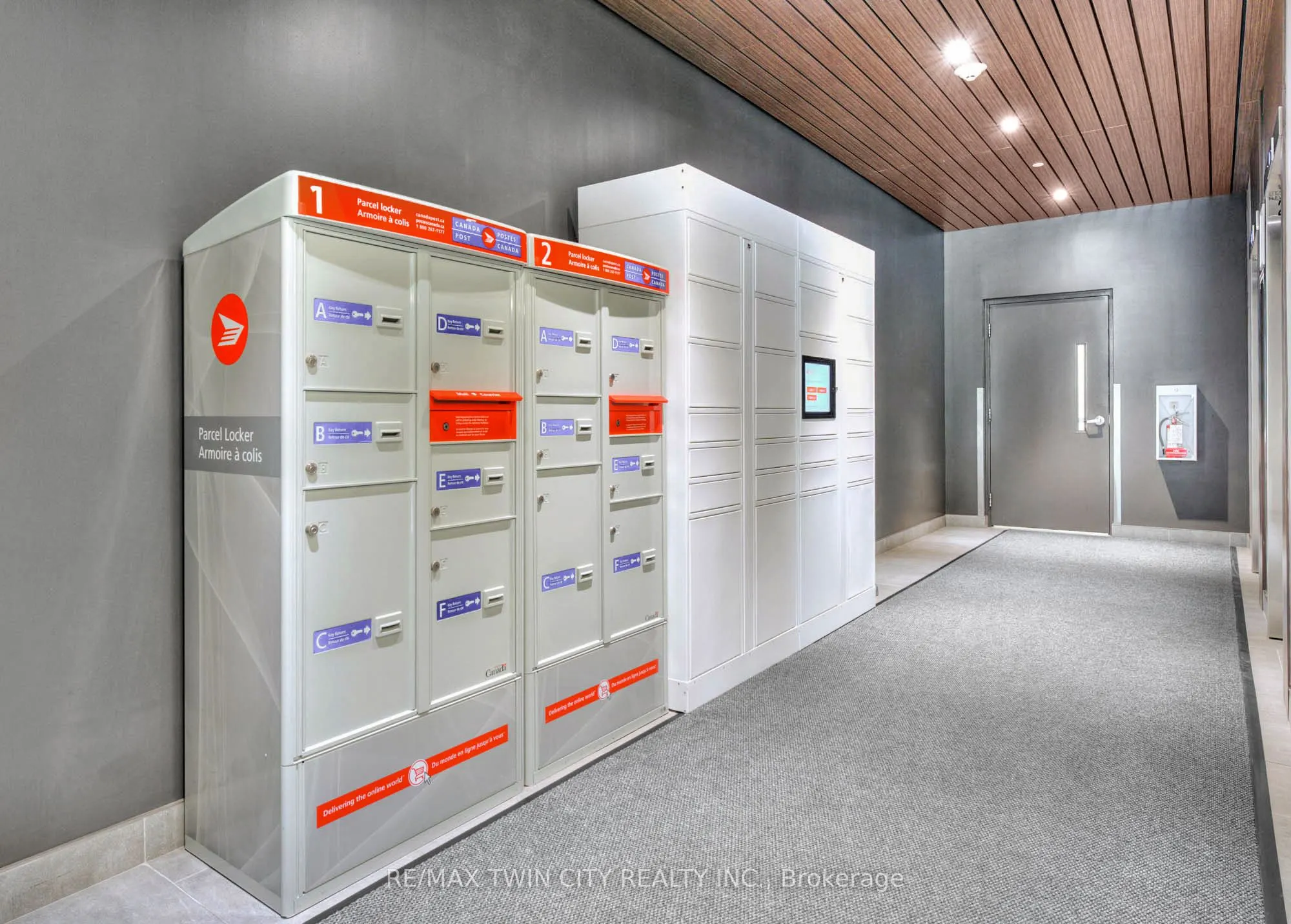 100 Garment Street, #1406