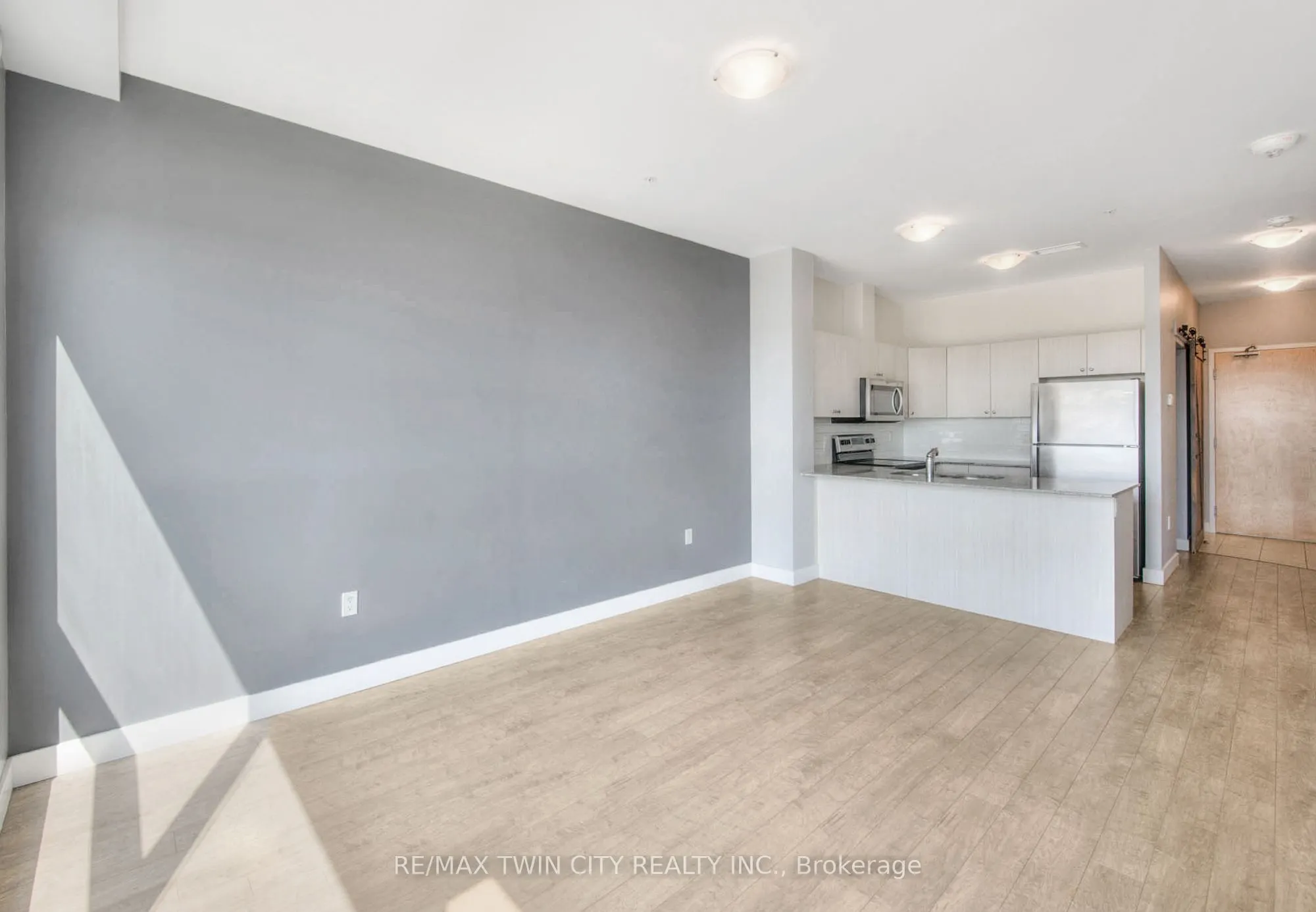 100 Garment Street, #1406
