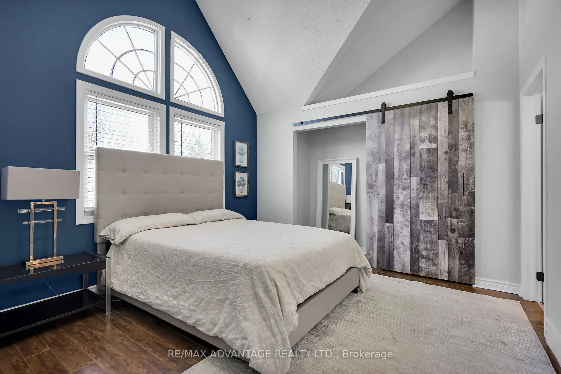 1415 Commissioners Road W, #14