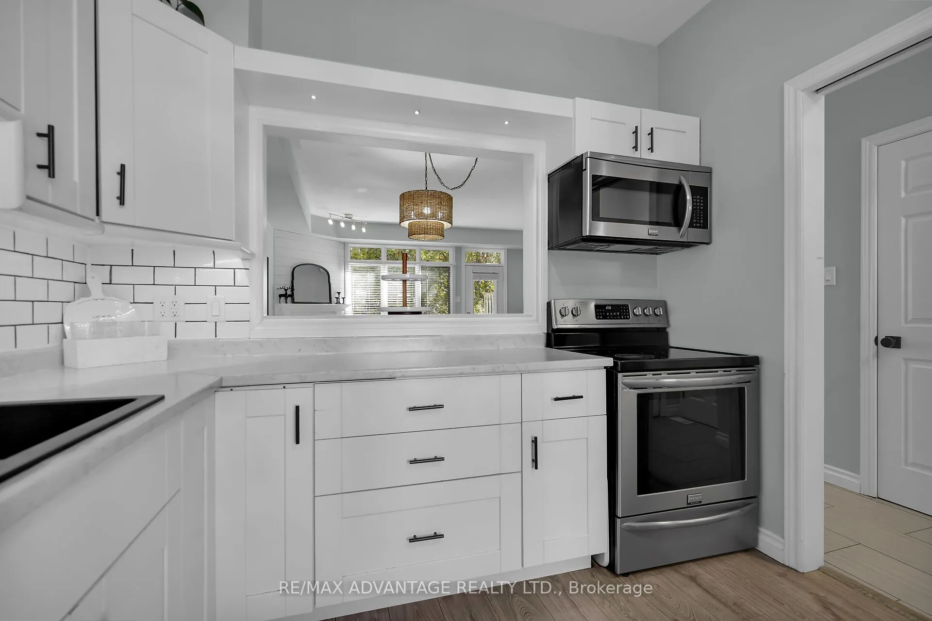 1415 Commissioners Road W, #14