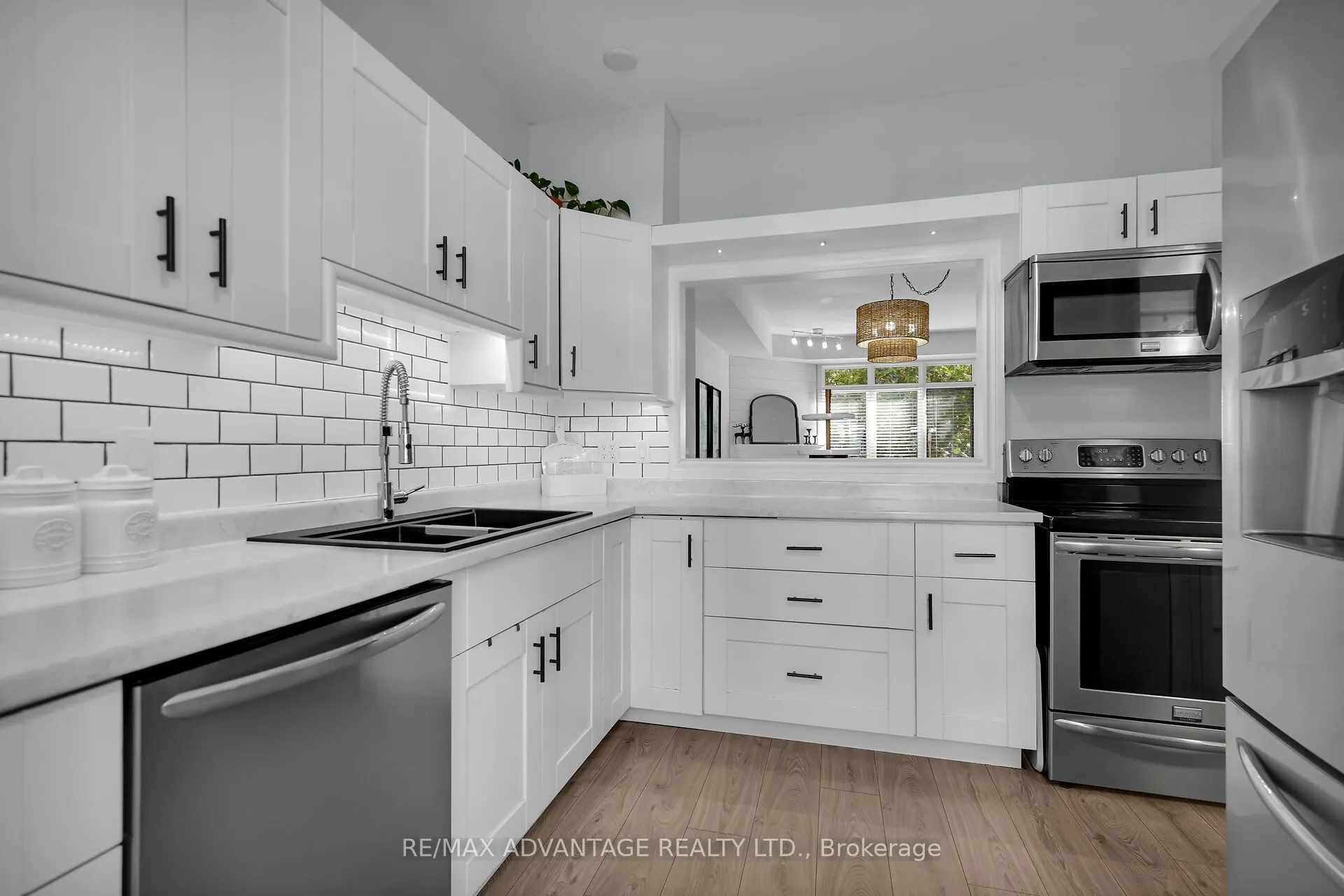 1415 Commissioners Road W, #14