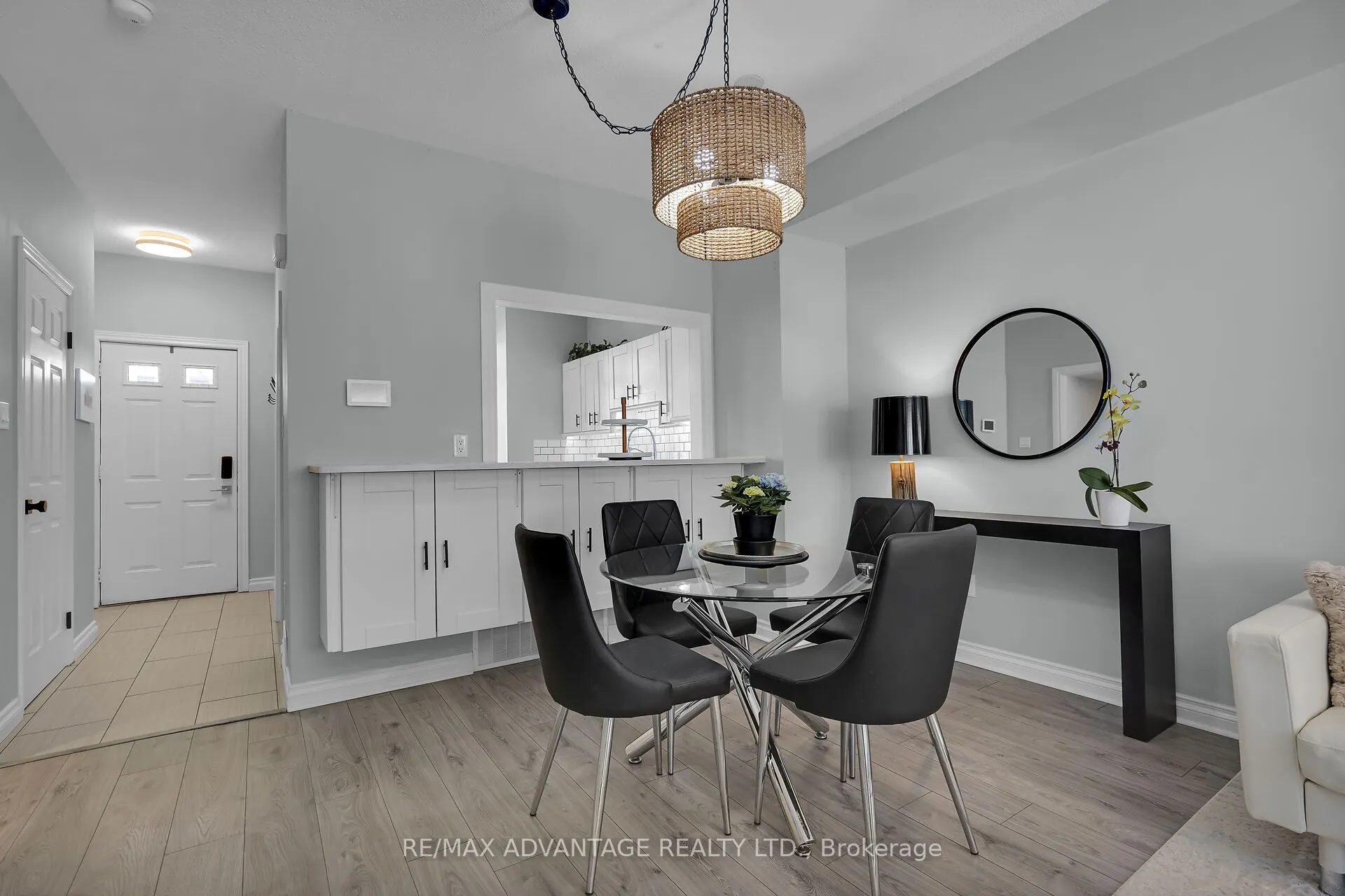 1415 Commissioners Road W, #14