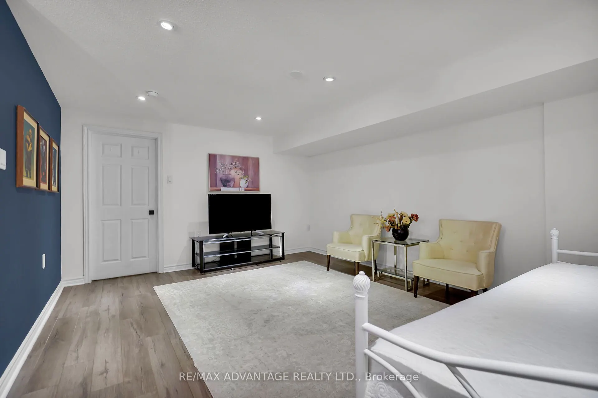 1415 Commissioners Road W, #14