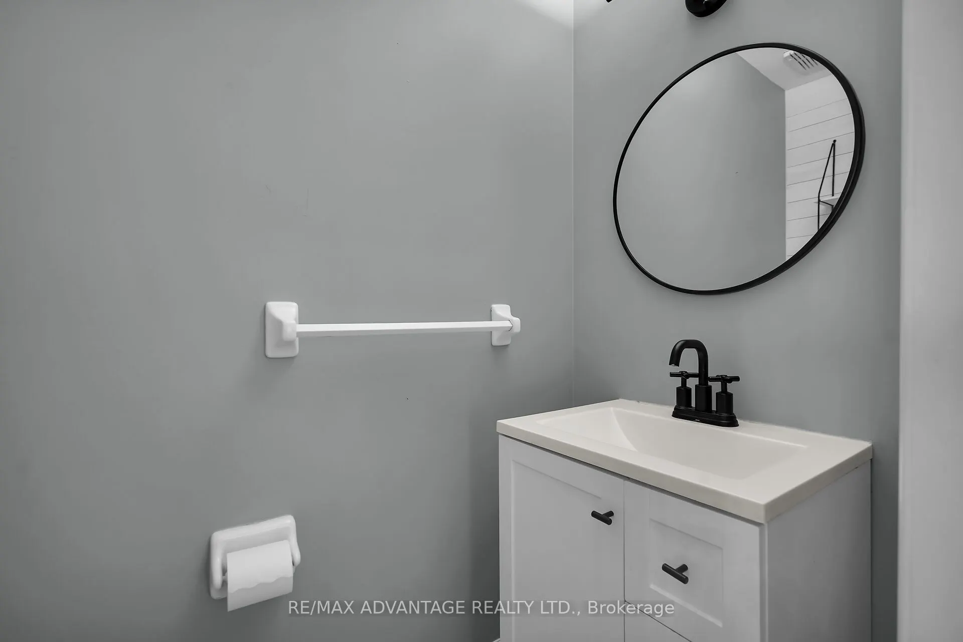1415 Commissioners Road W, #14