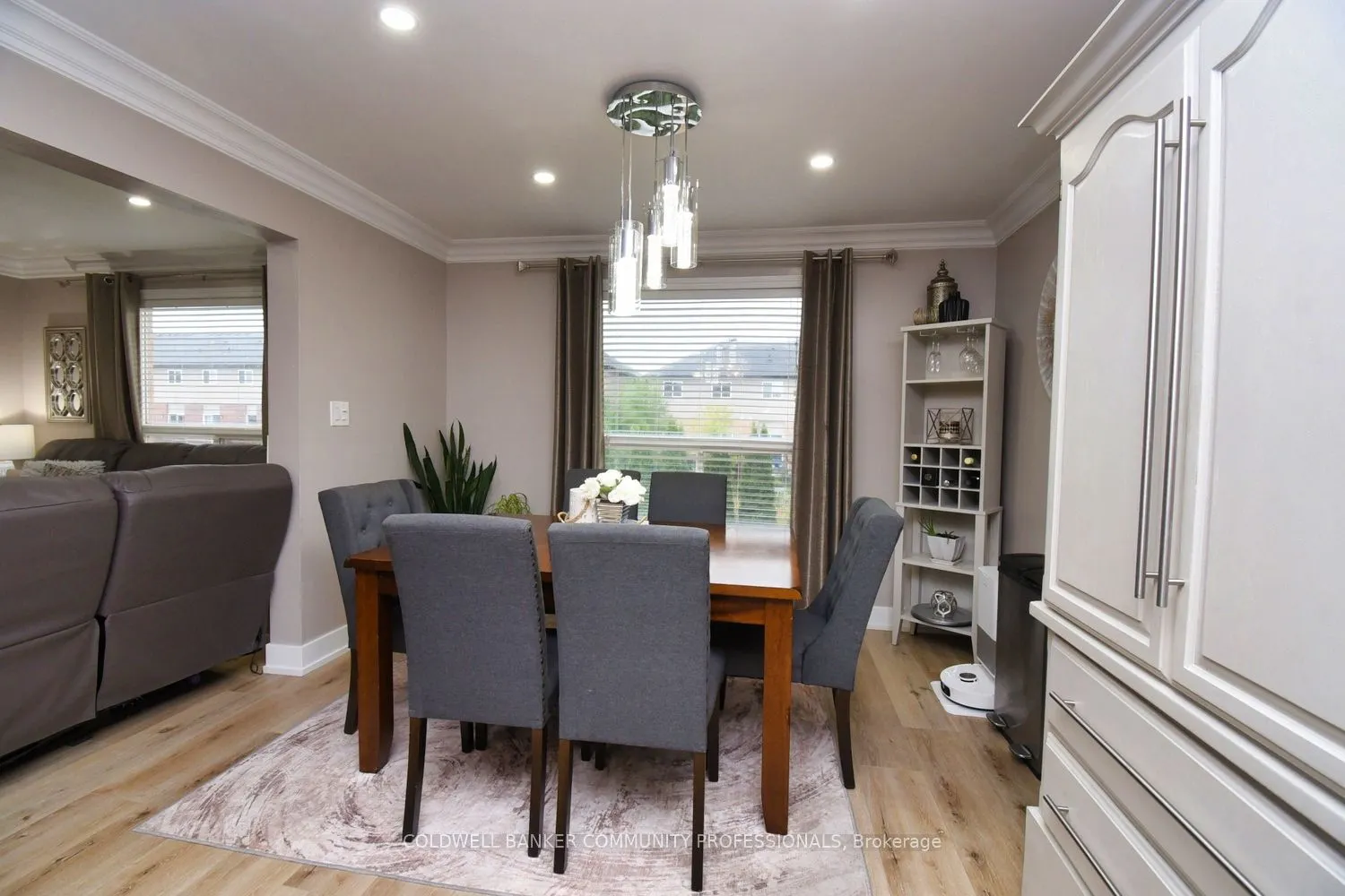 159 Thames Way
