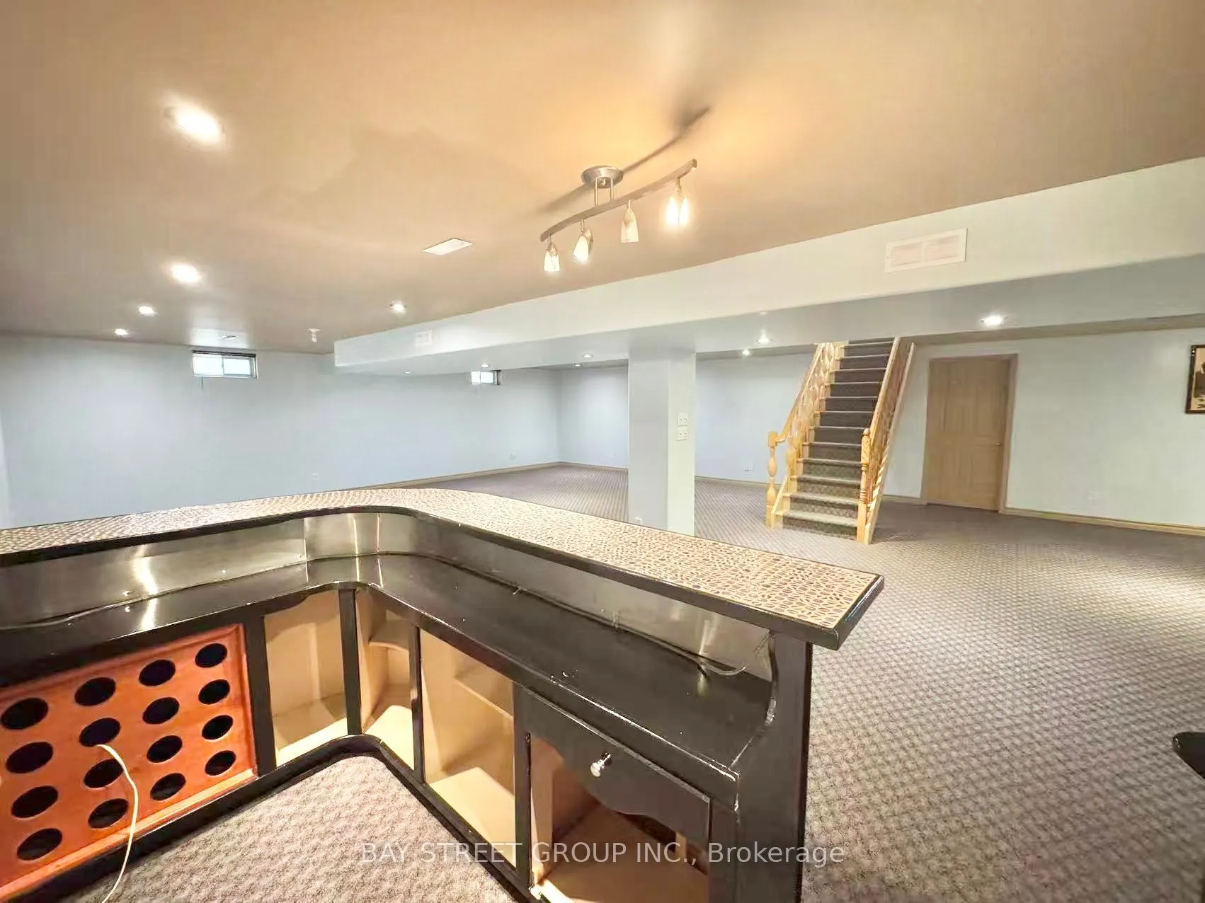8189 Harvest Crescent