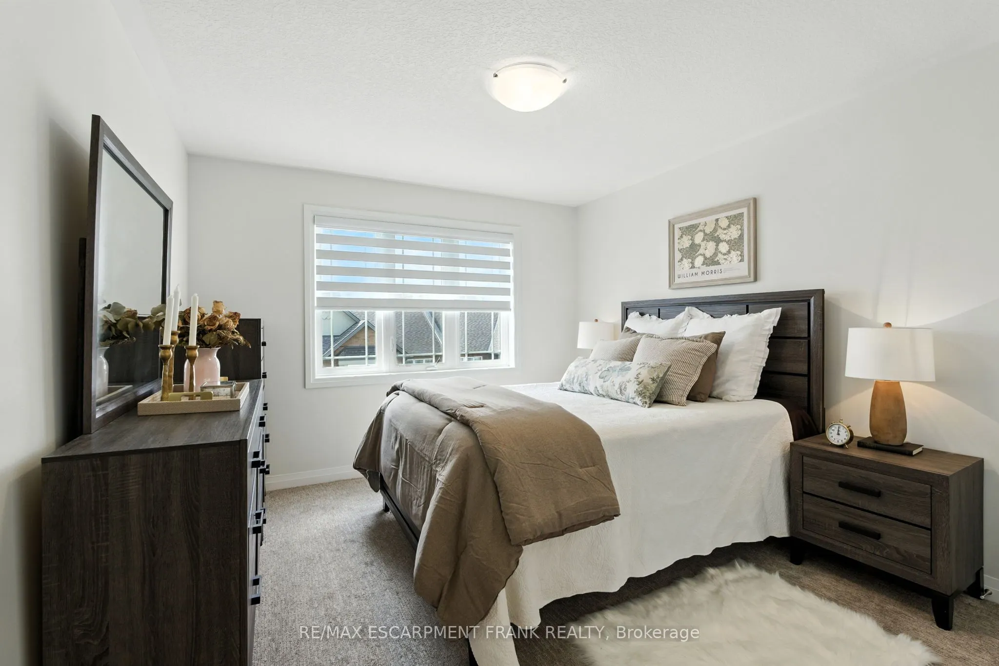 9 Laguna Village Crescent