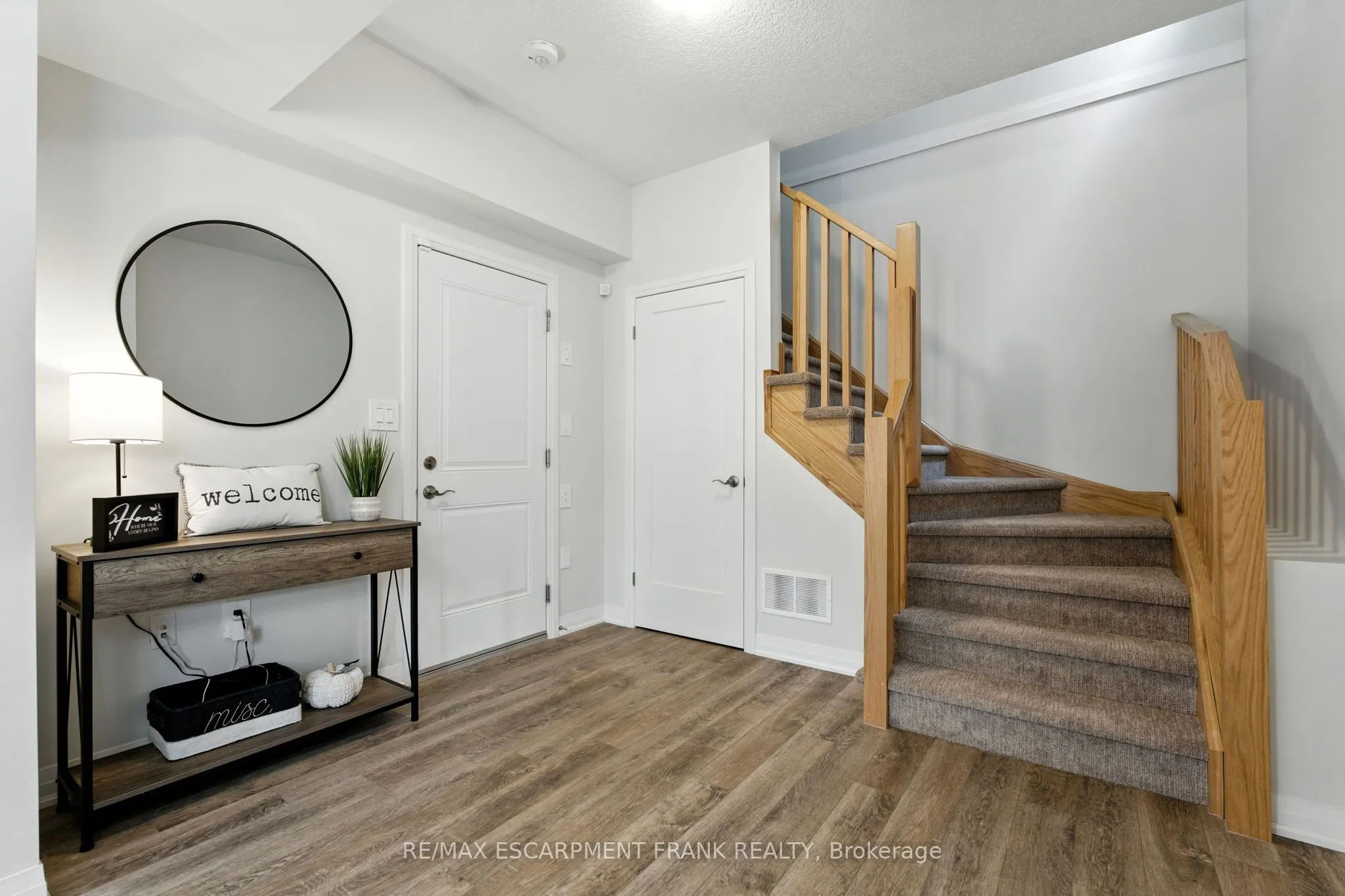 9 Laguna Village Crescent