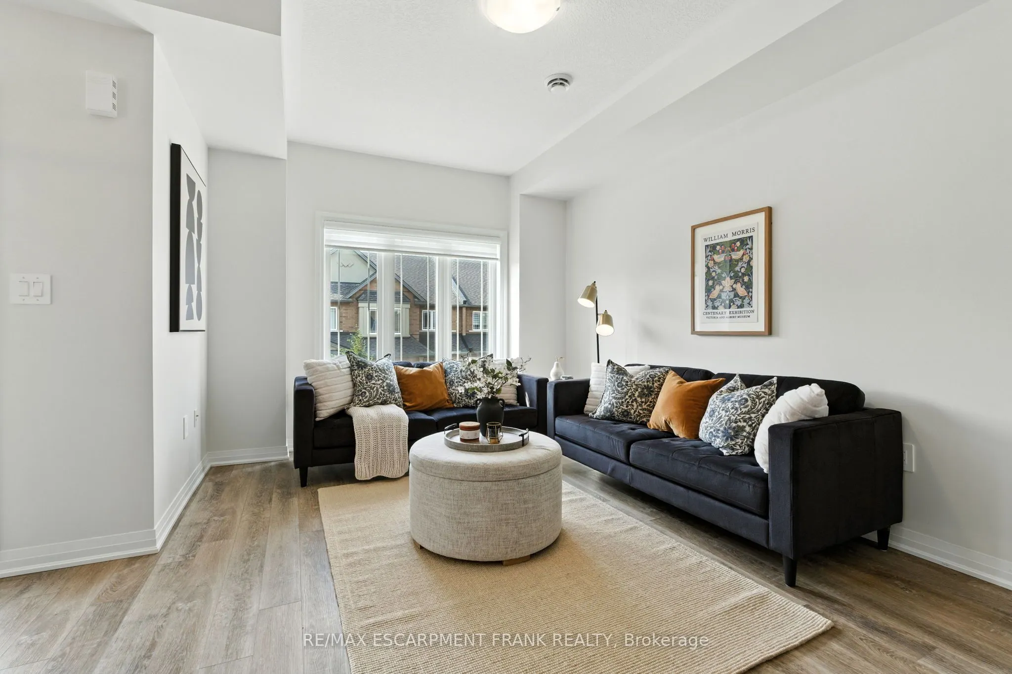 9 Laguna Village Crescent