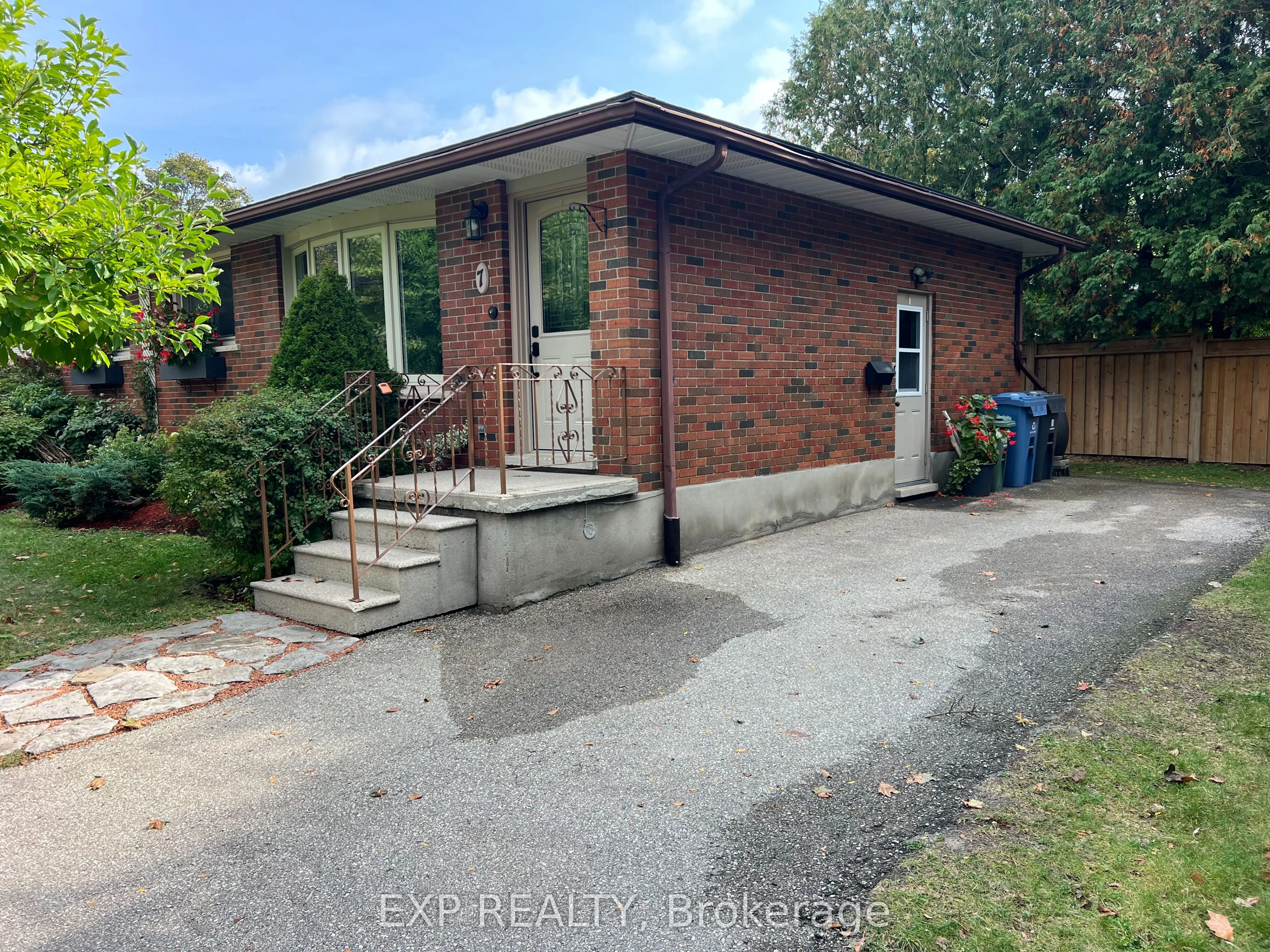 7 Golfview Road