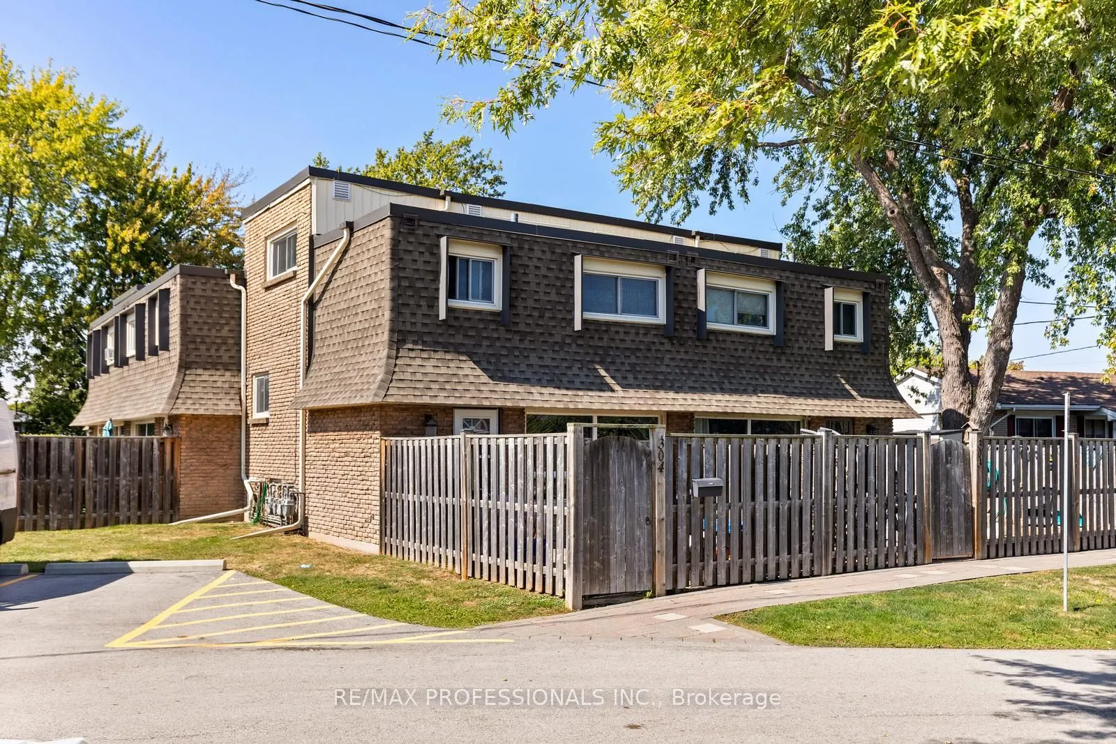 5 Viking Court, #304