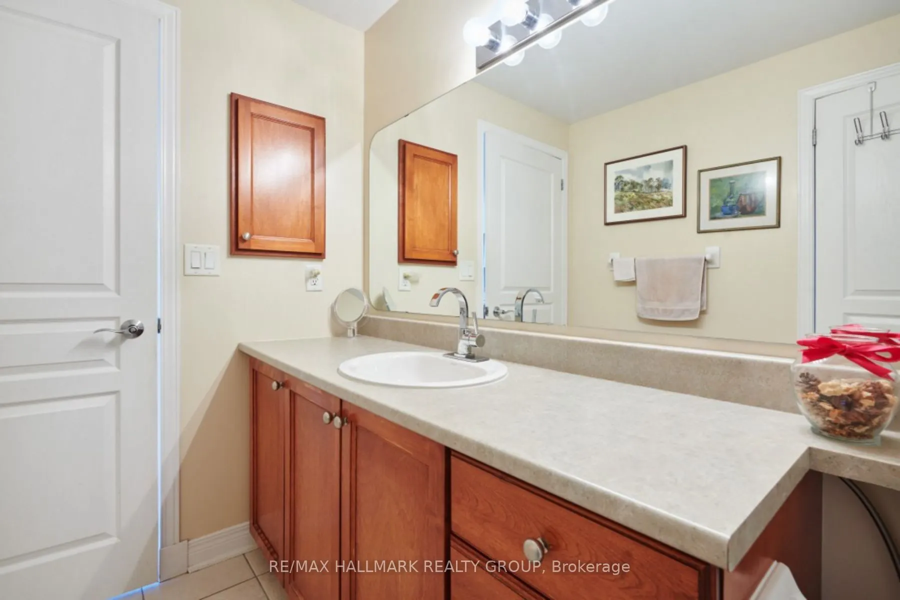 905 BEAUPARC Private, #320