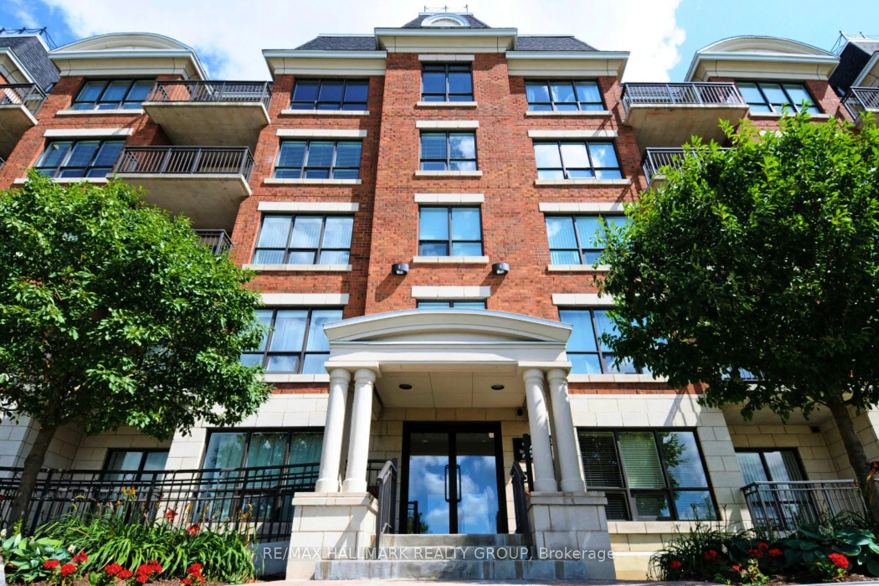 905 BEAUPARC Private, #320