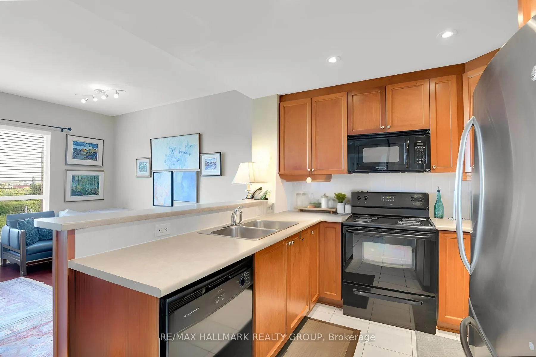 905 BEAUPARC Private, #320