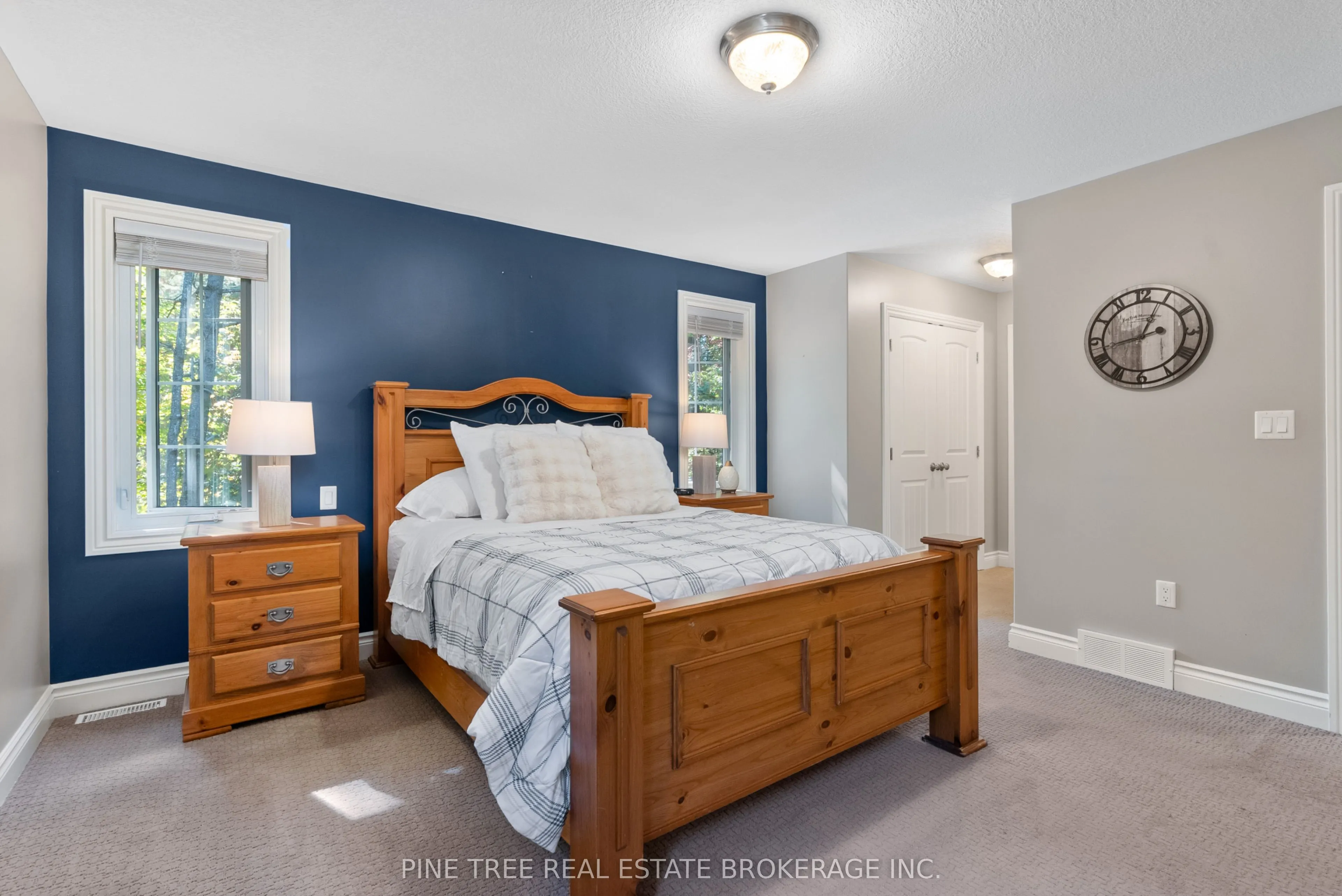 1025 TOWER Crescent
