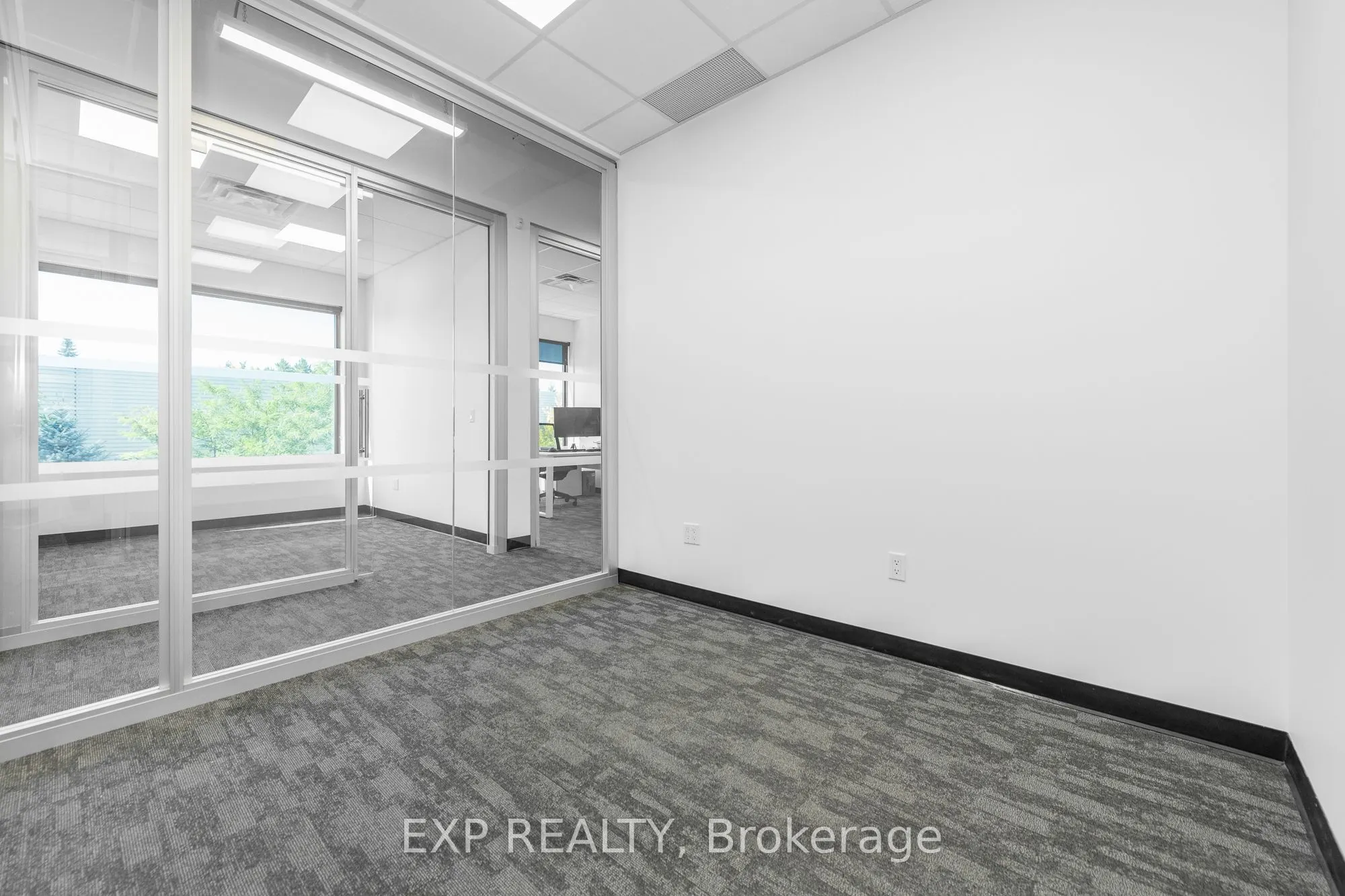 2310 St Laurent Boulevard, #206 & 208