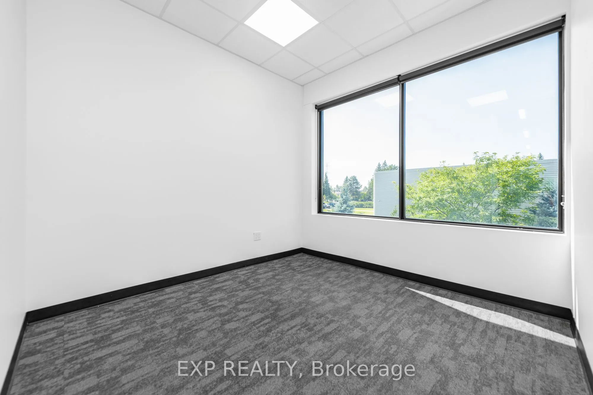 2310 St Laurent Boulevard, #206 & 208
