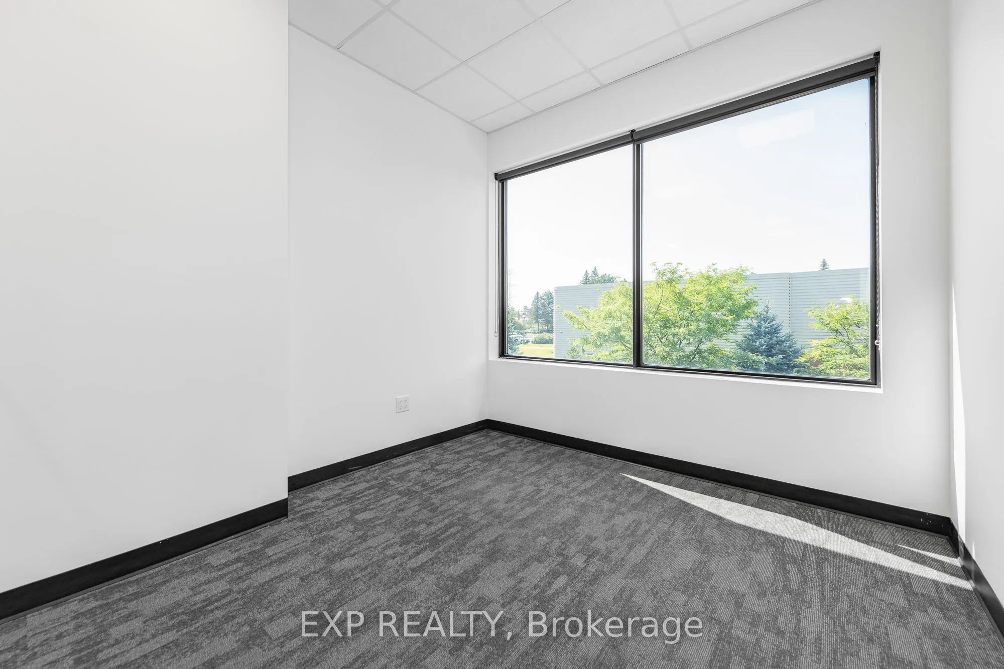 2310 St Laurent Boulevard, #206 & 208