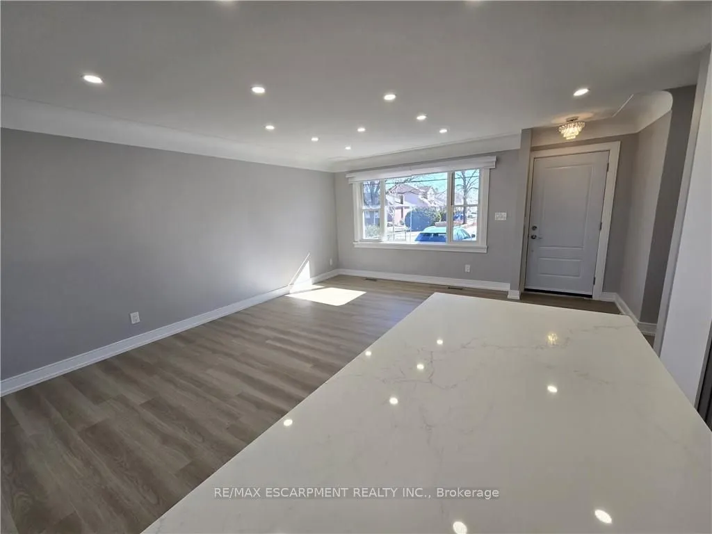 492 EAST 16TH Street, #A