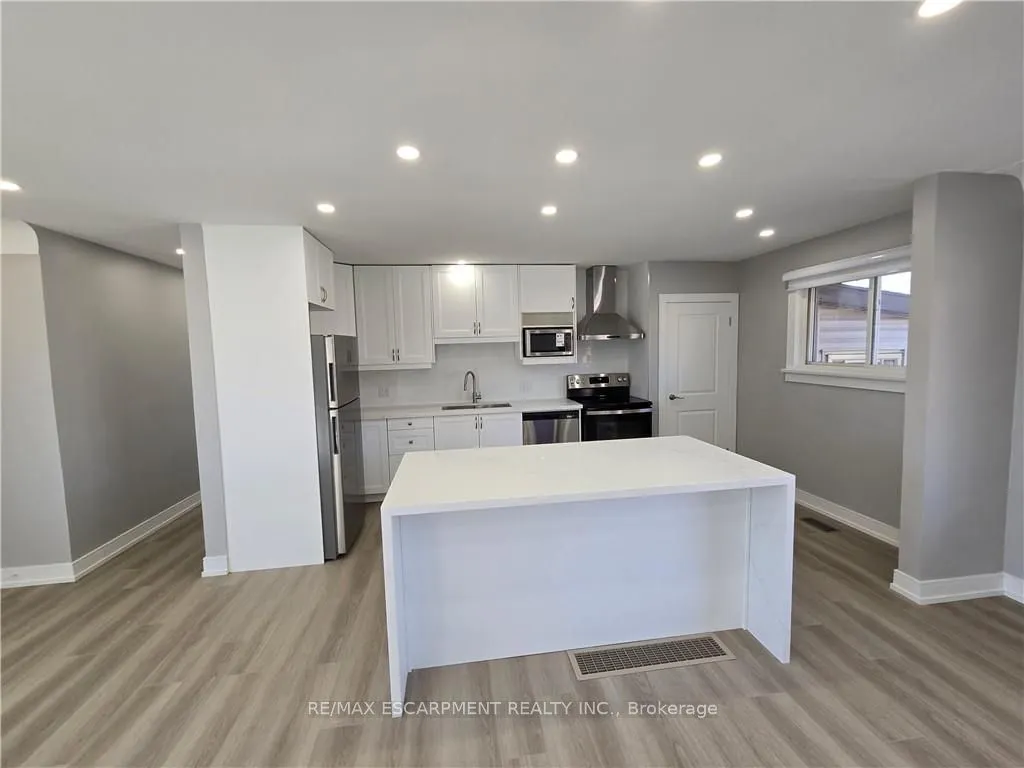 492 EAST 16TH Street, #A