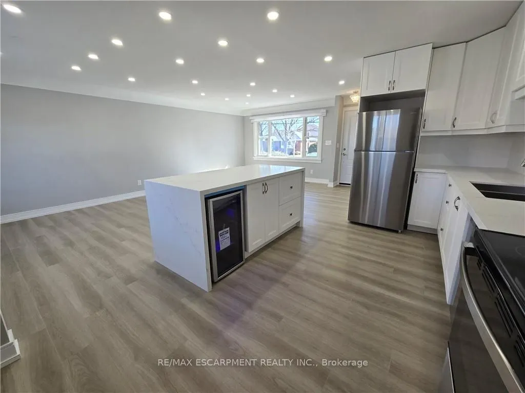 492 EAST 16TH Street, #A