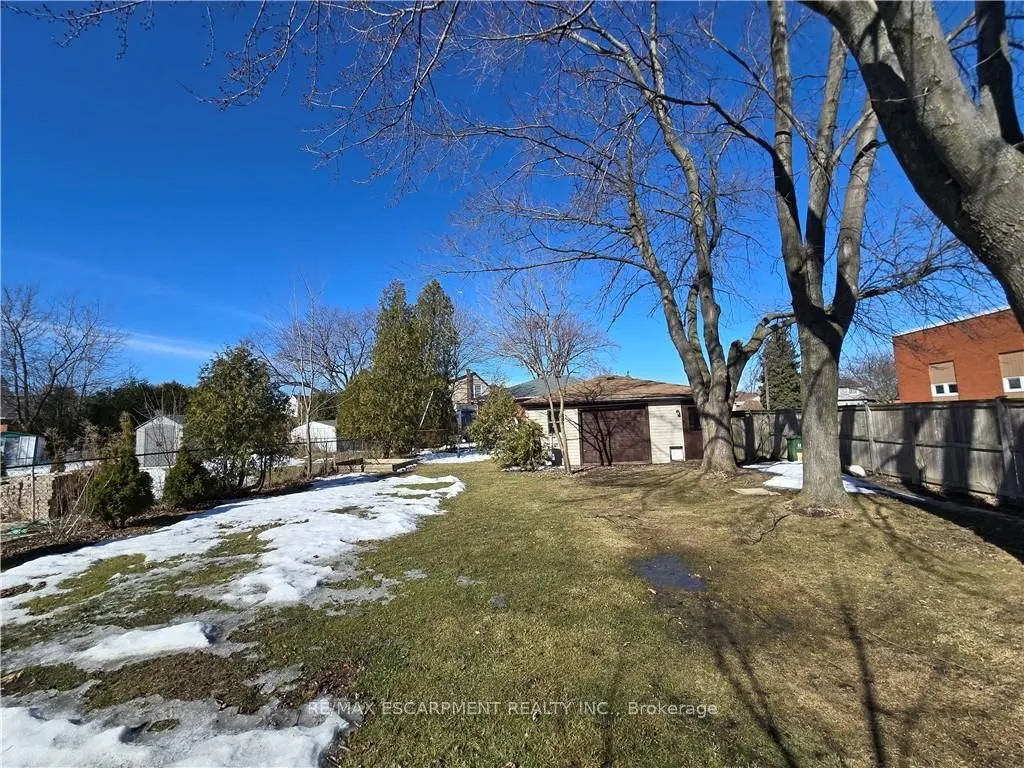 492 EAST 16TH Street, #A