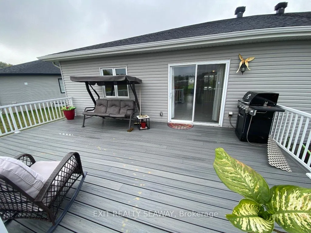 2333 Watson Crescent