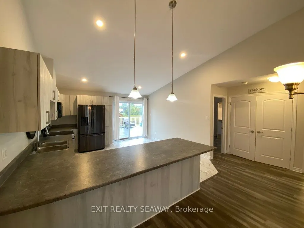 2333 Watson Crescent
