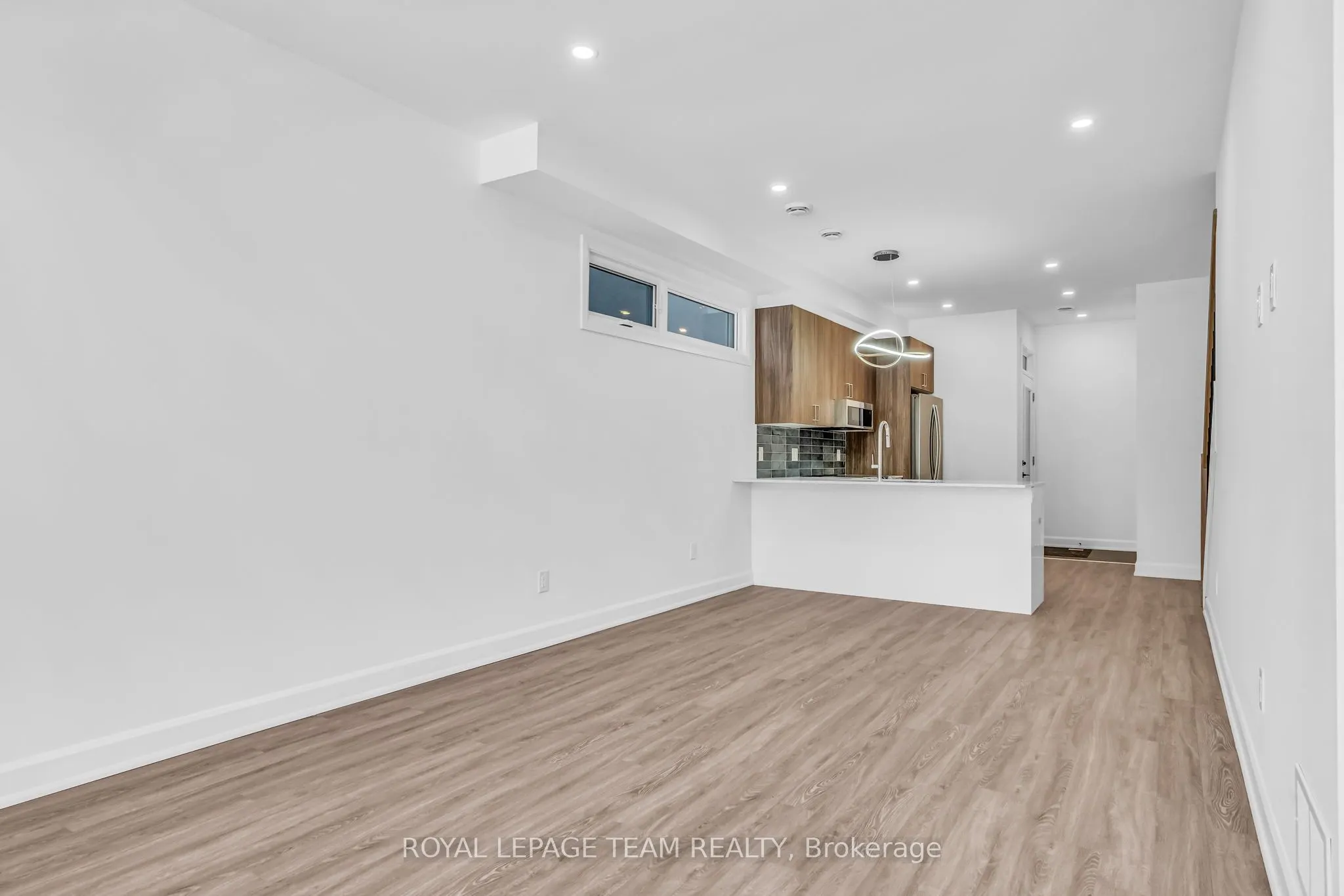294 PRESLAND Road, #A