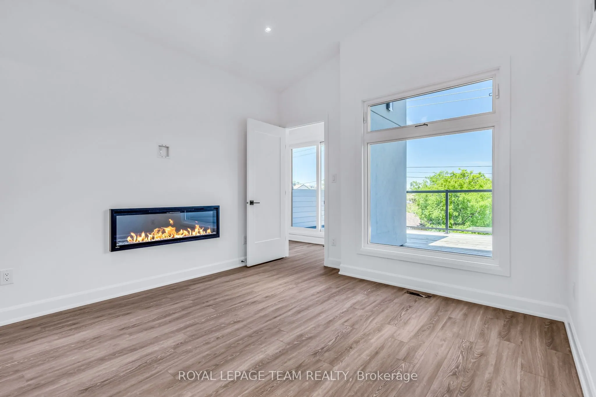 294 PRESLAND Road, #A