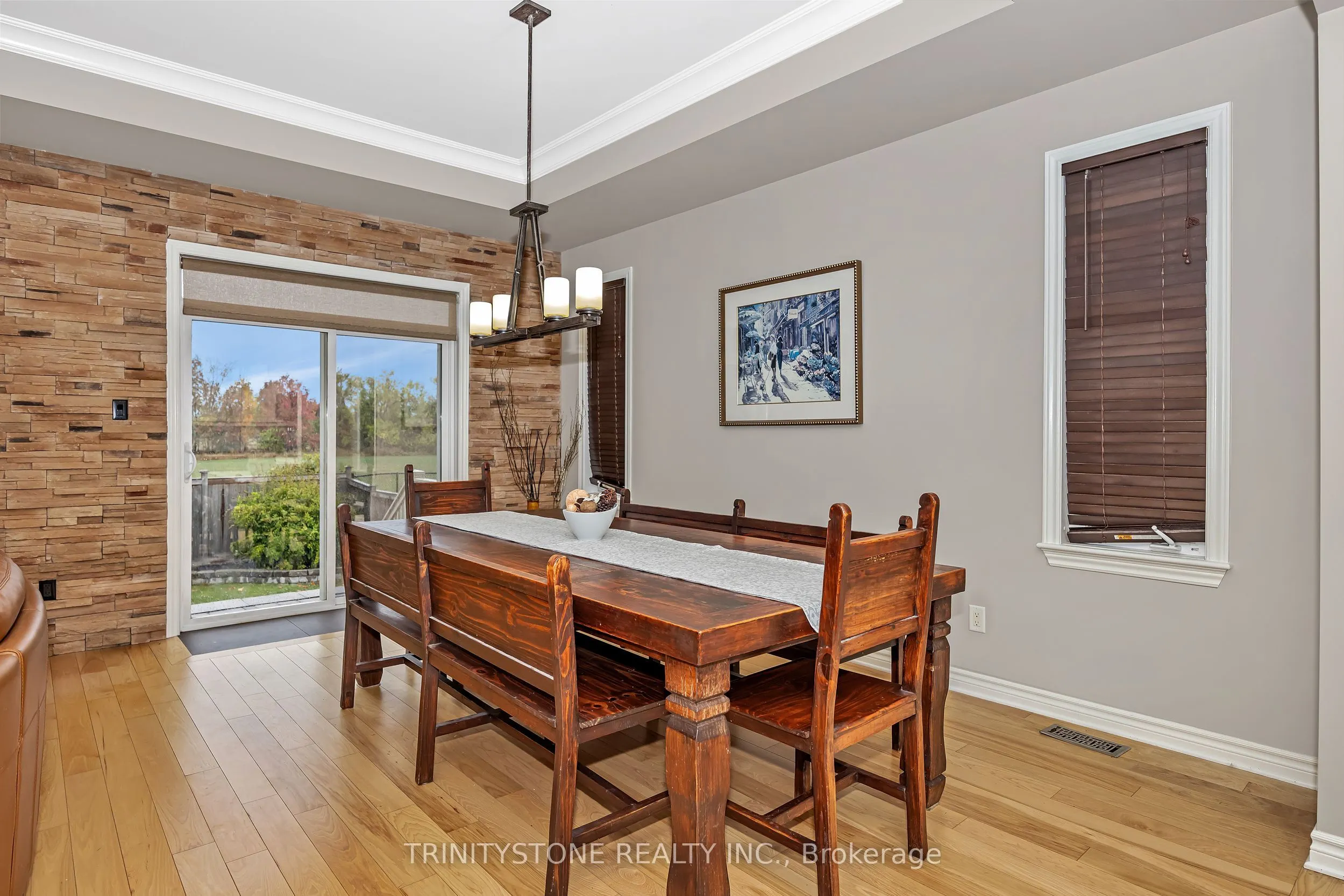 452 Landswood Way
