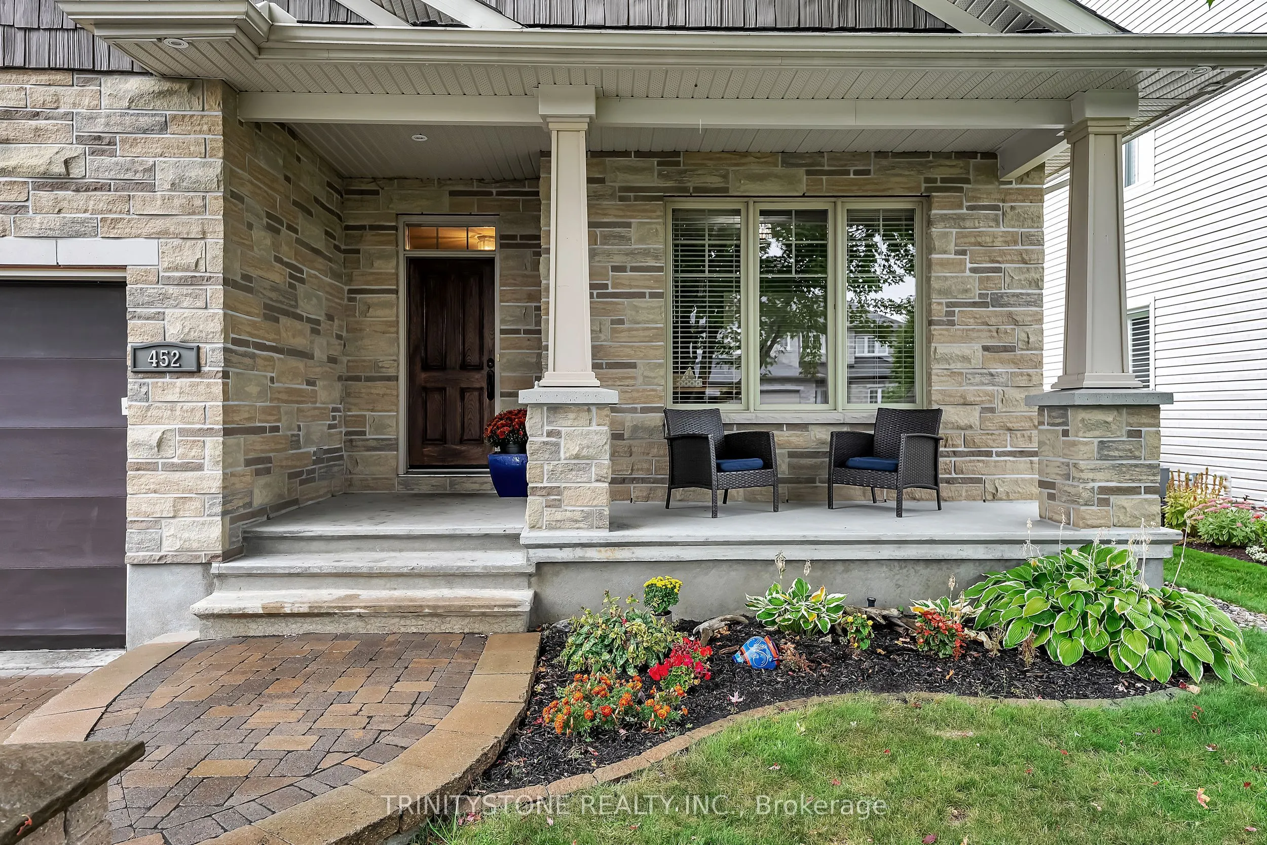 452 Landswood Way