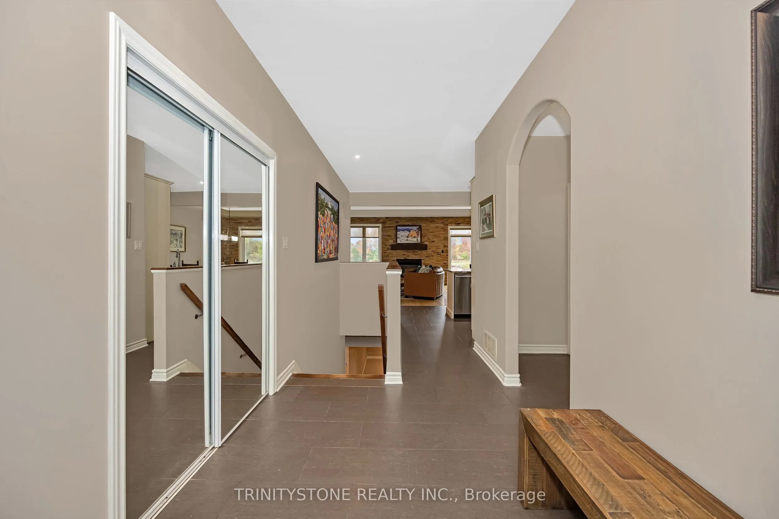 452 Landswood Way