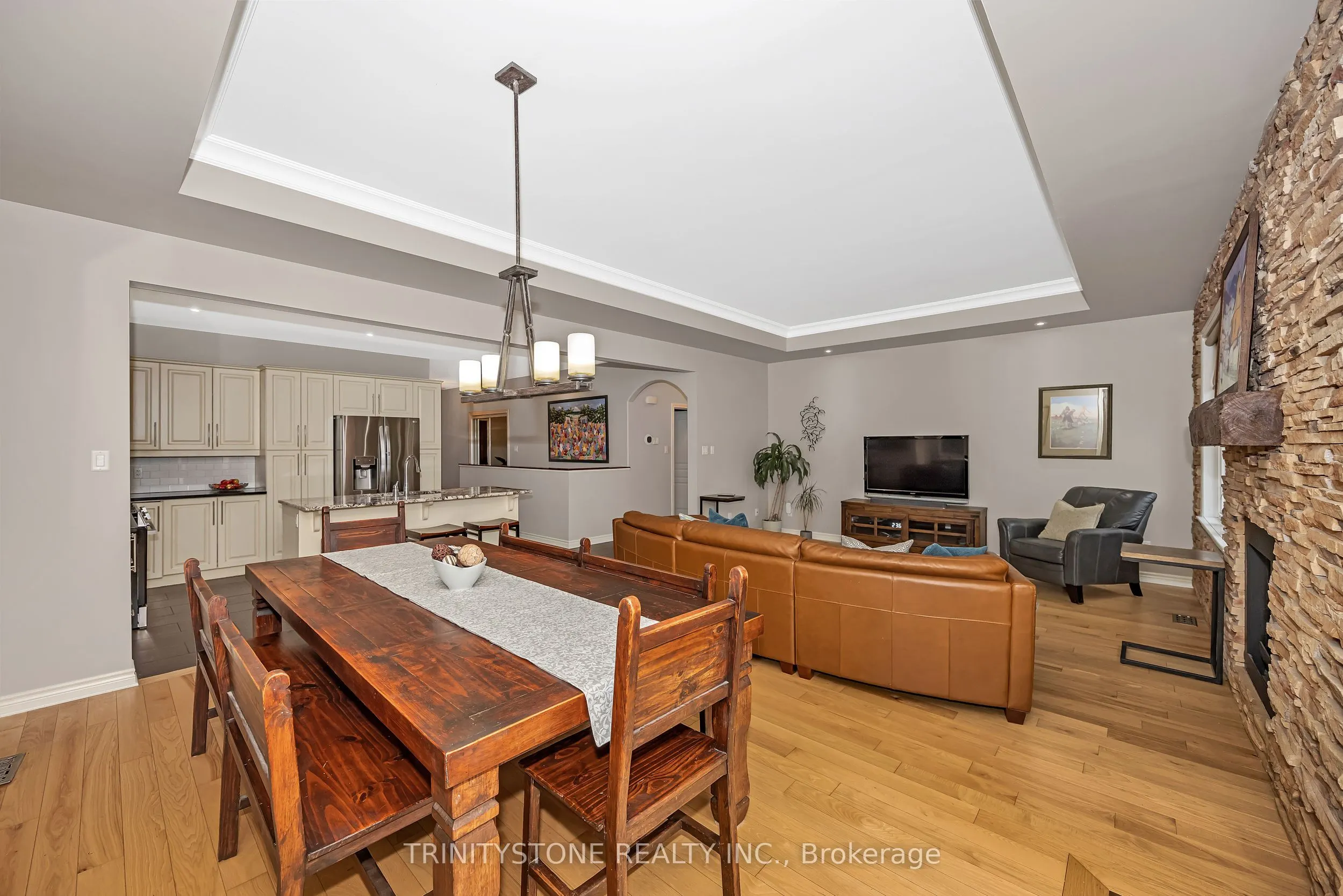 452 Landswood Way