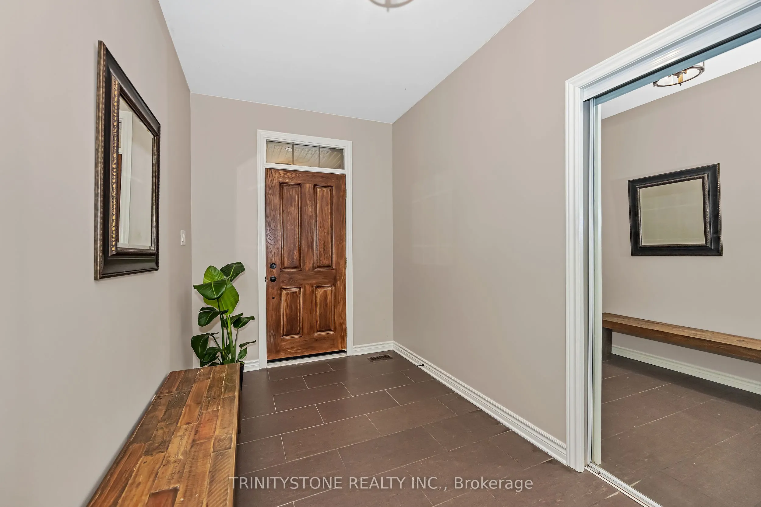 452 Landswood Way