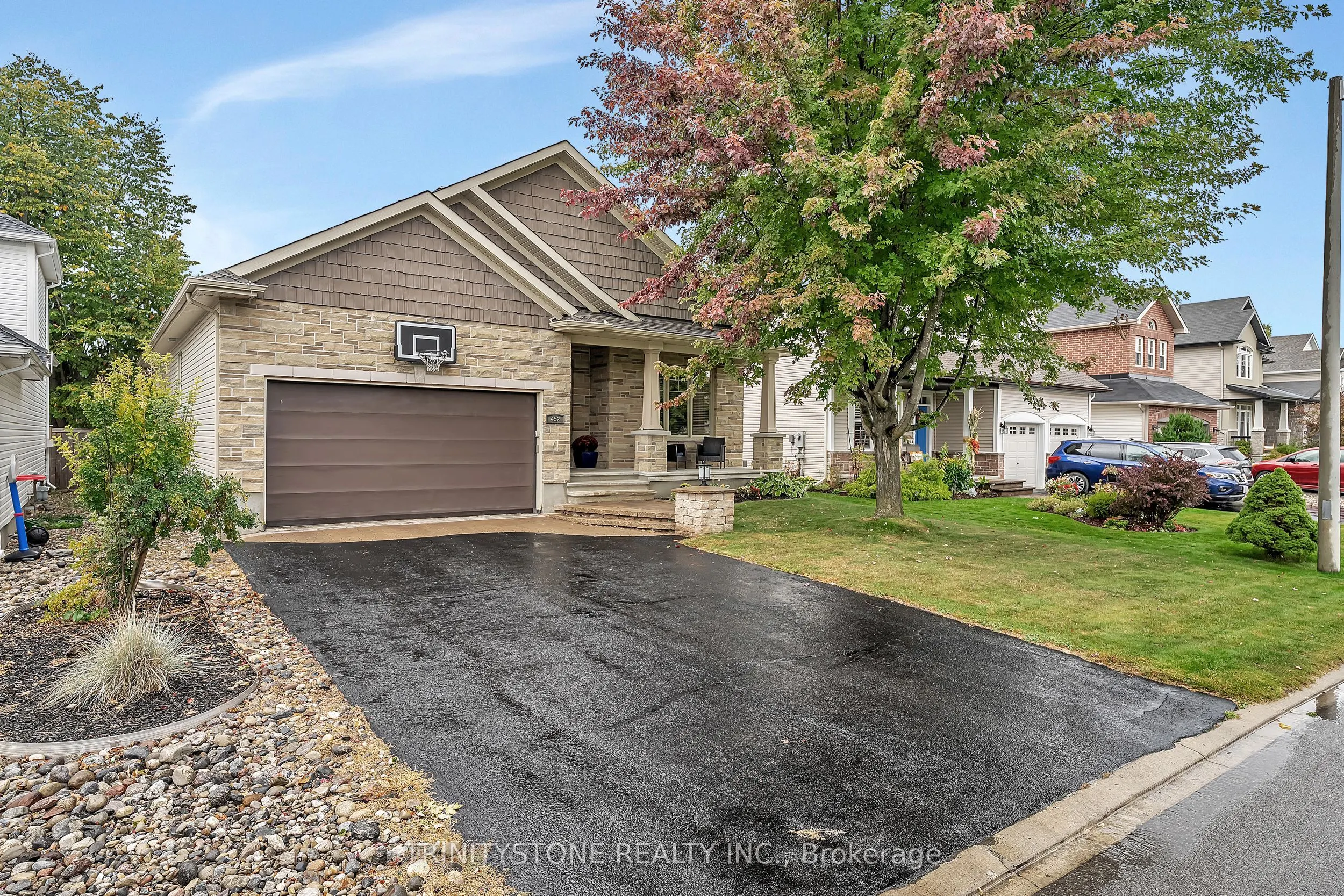 452 Landswood Way