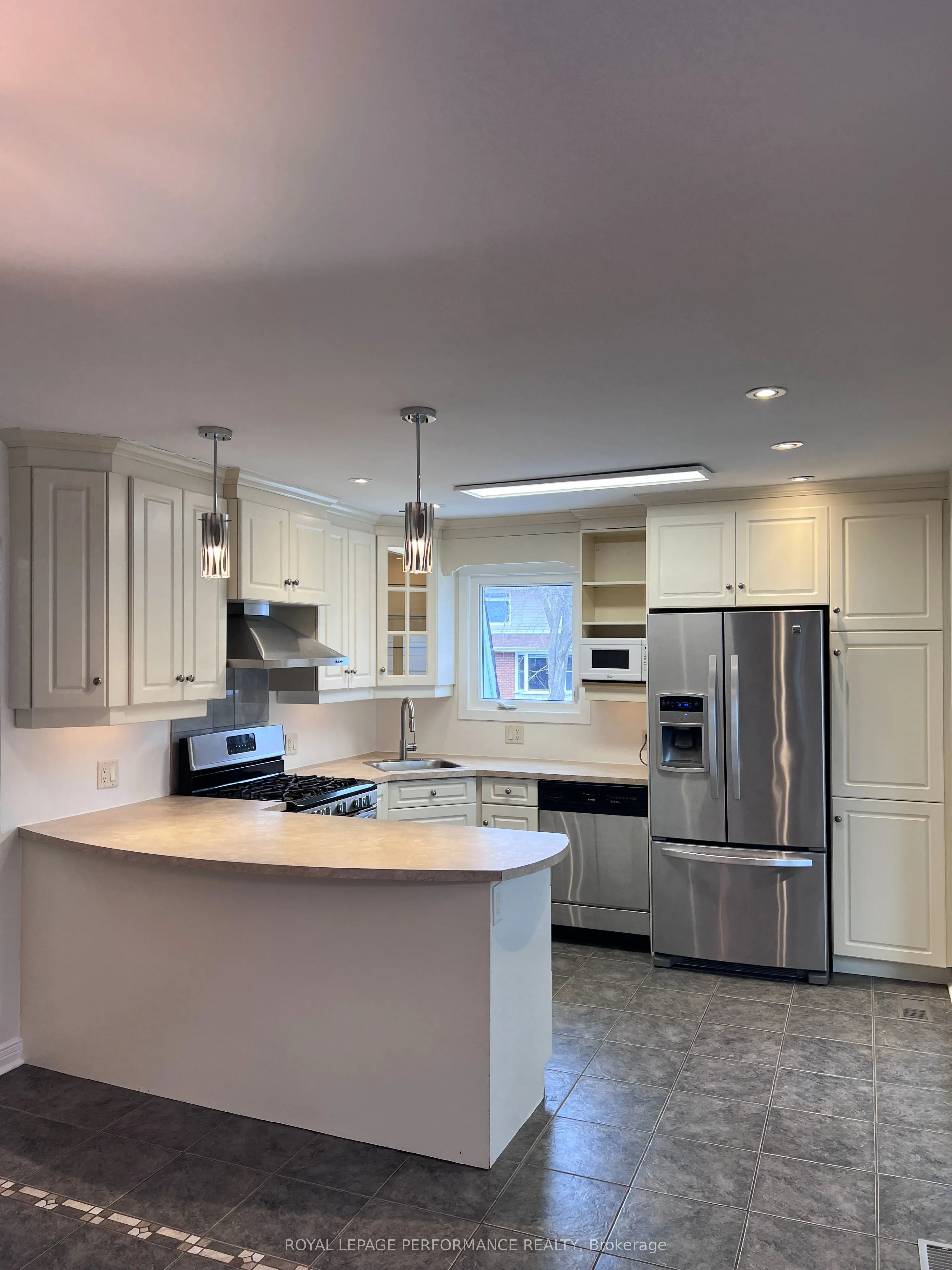 1394 Plumber Avenue