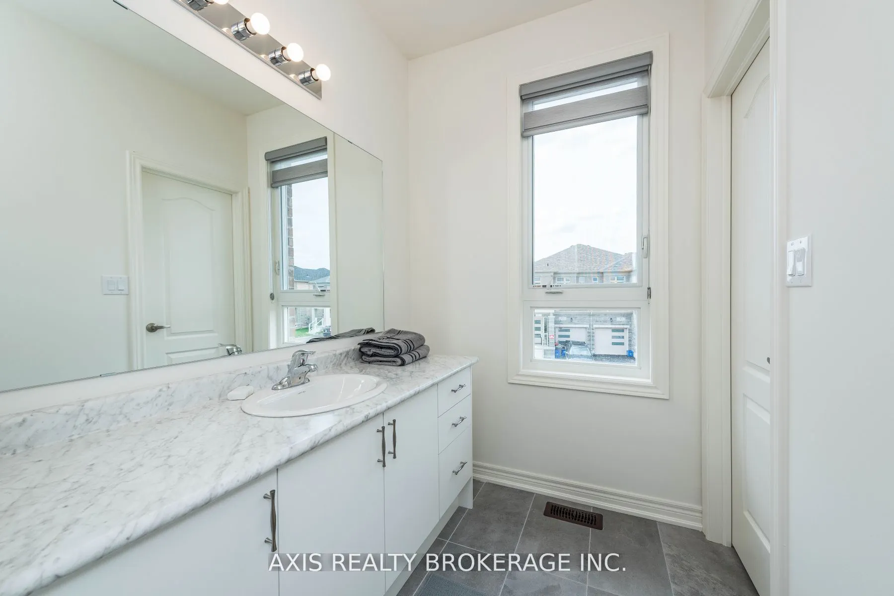 43 Silver Meadow Gardens