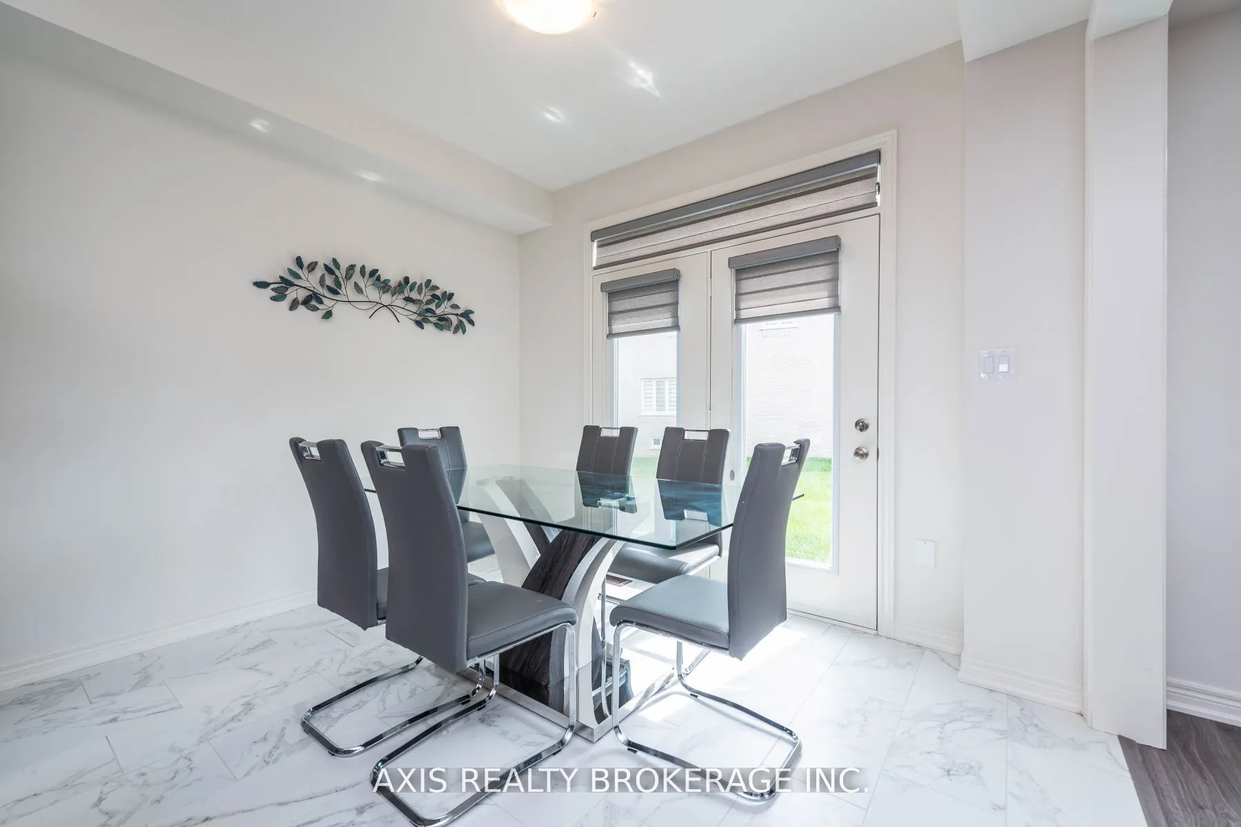 43 Silver Meadow Gardens