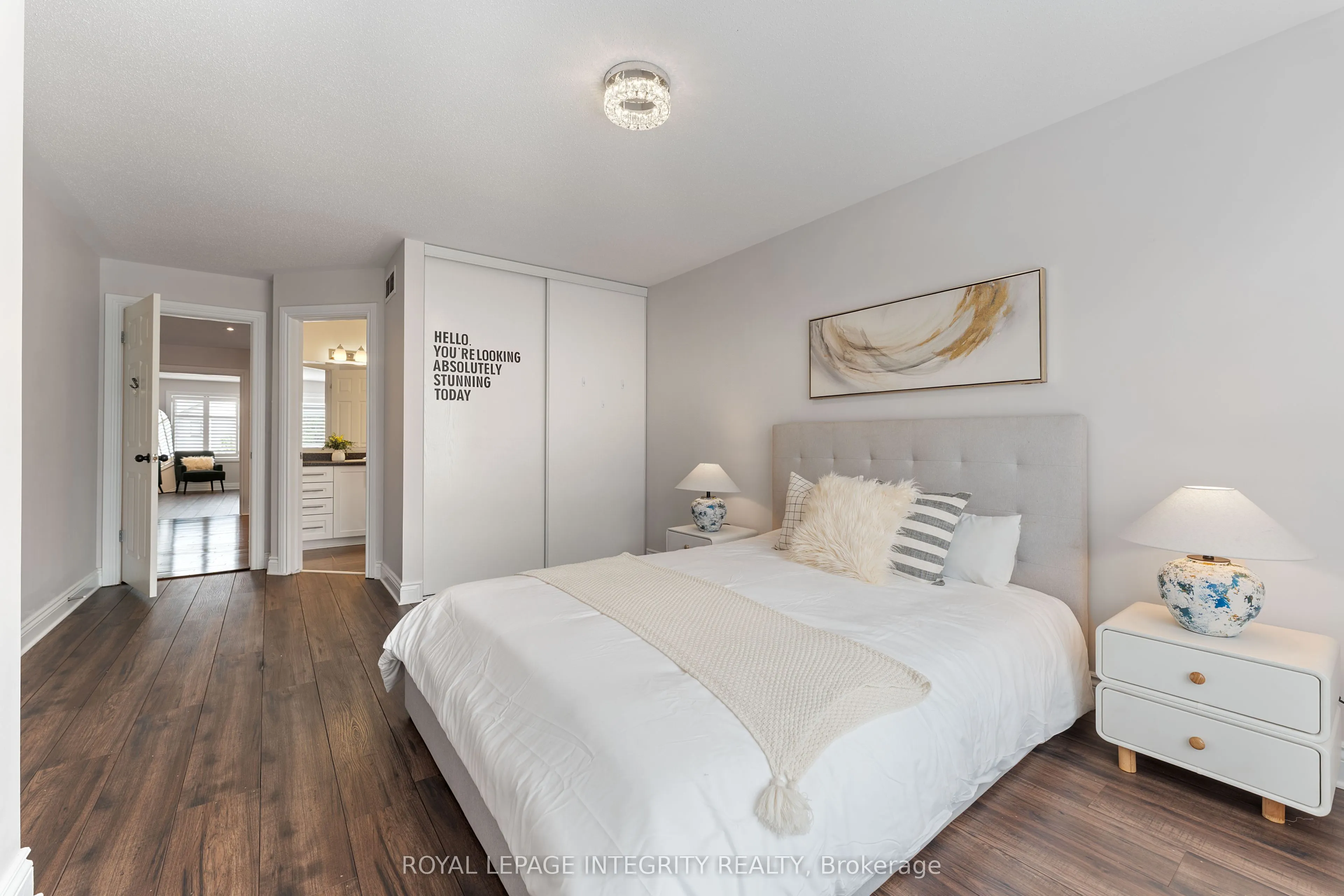 357 Langrell Crescent