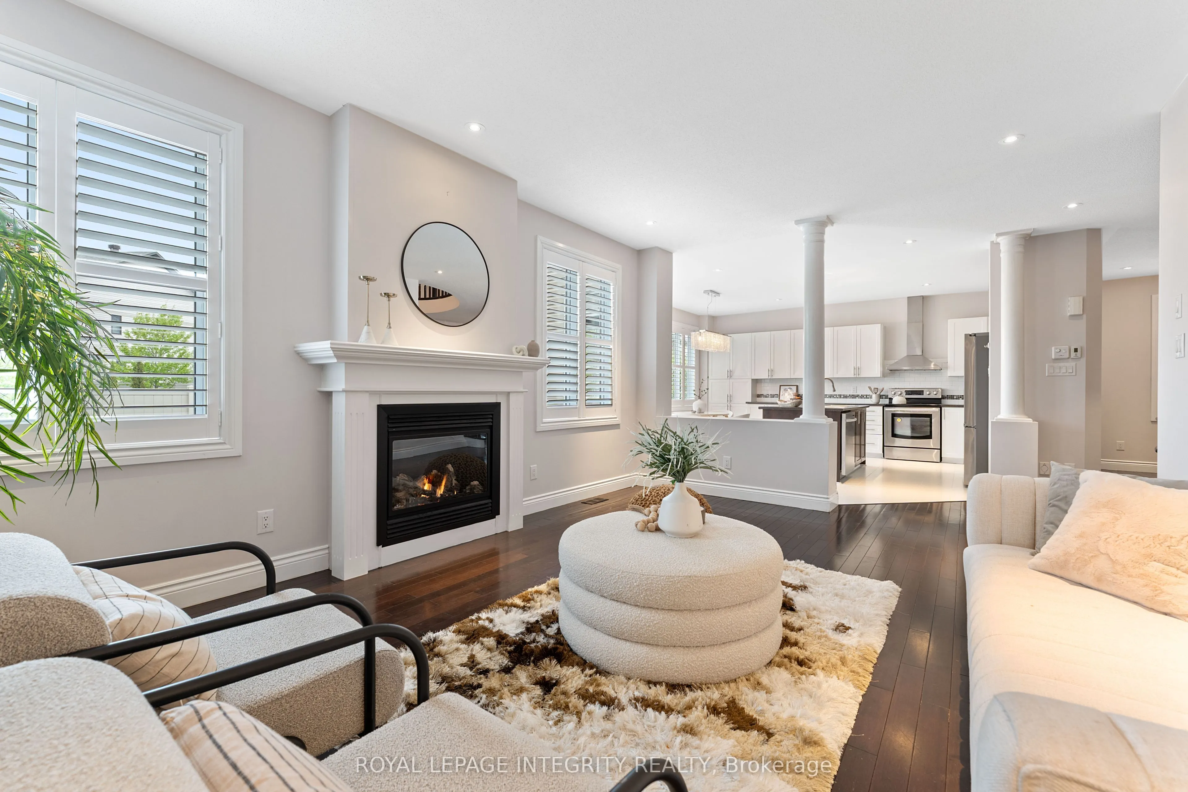 357 Langrell Crescent