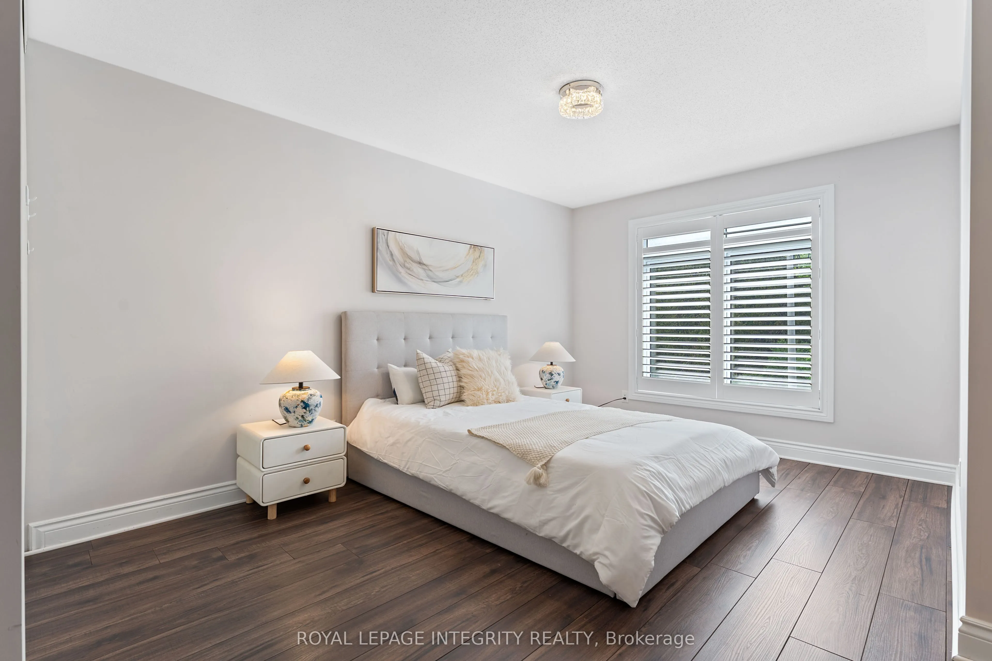 357 Langrell Crescent