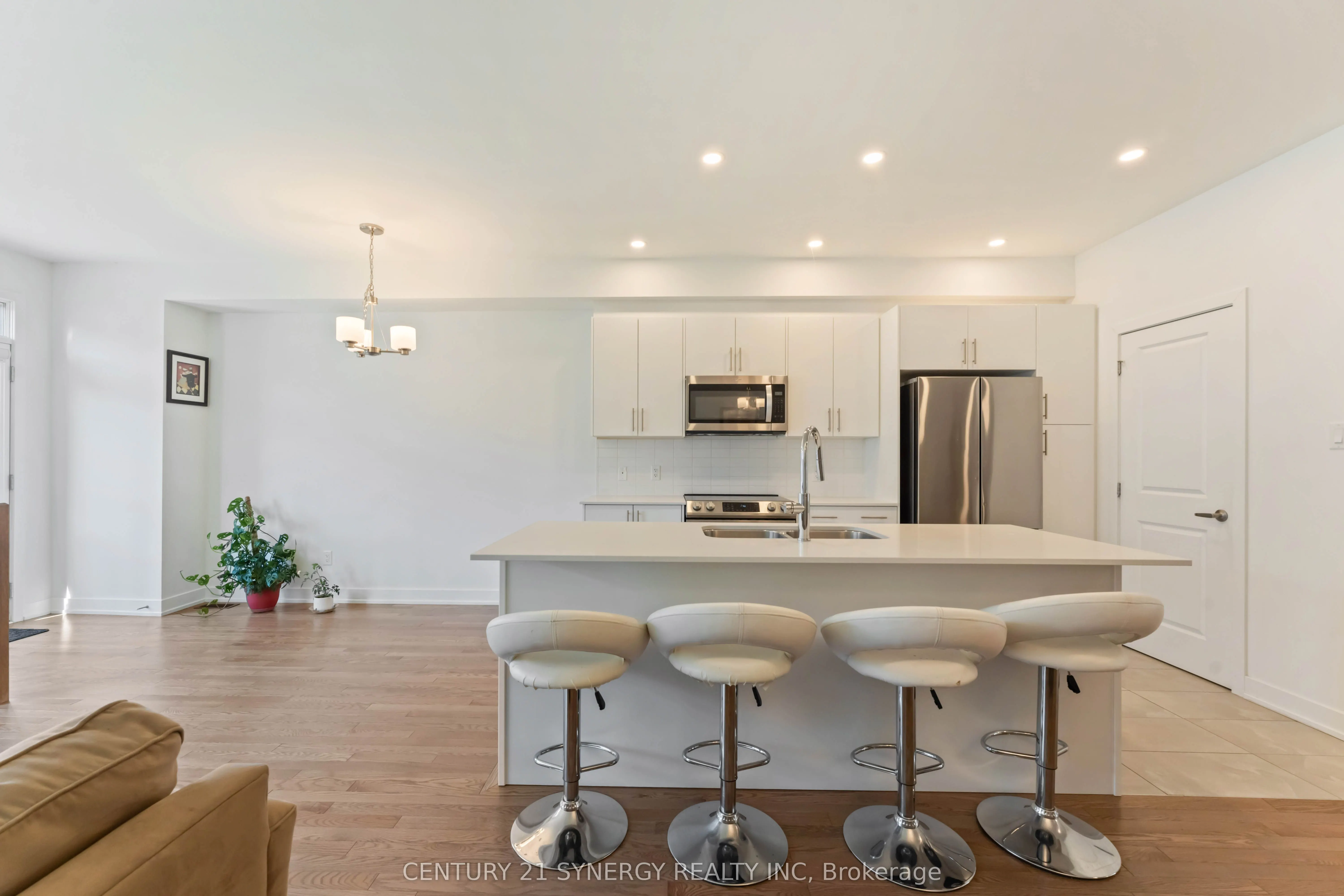 254 Finsbury Avenue